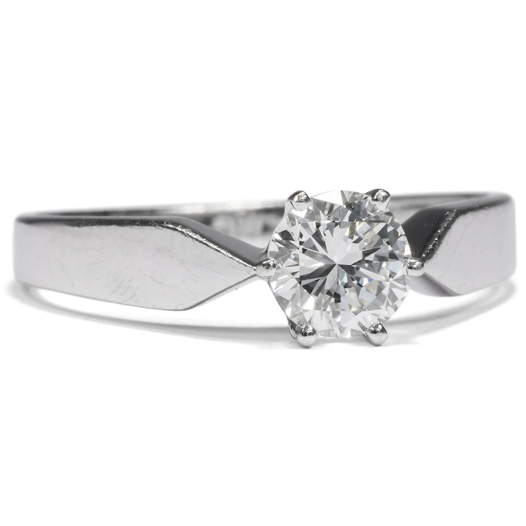 Classic Engagement Ring With 0.60 ct Diamond Solitaire in White Gold, c. 1990