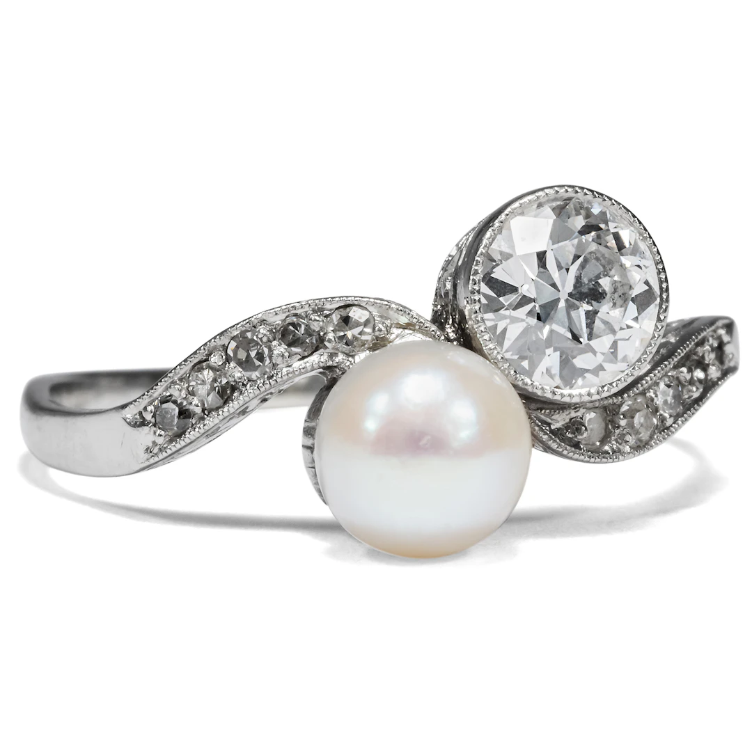 Elegant "Toi-et-Moi" Ring with Pearl & Old European Cut Diamond, ca. 1920