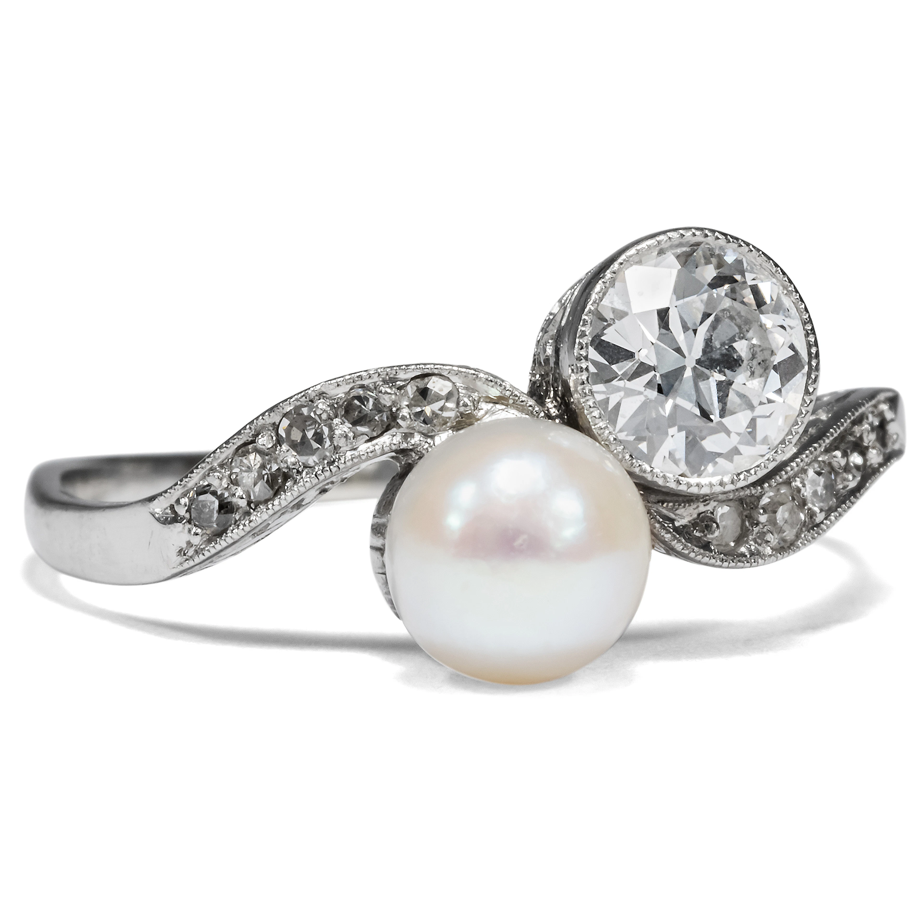 Elegant "Toi-et-Moi" Ring with Pearl & Old European Cut Diamond, ca. 1920