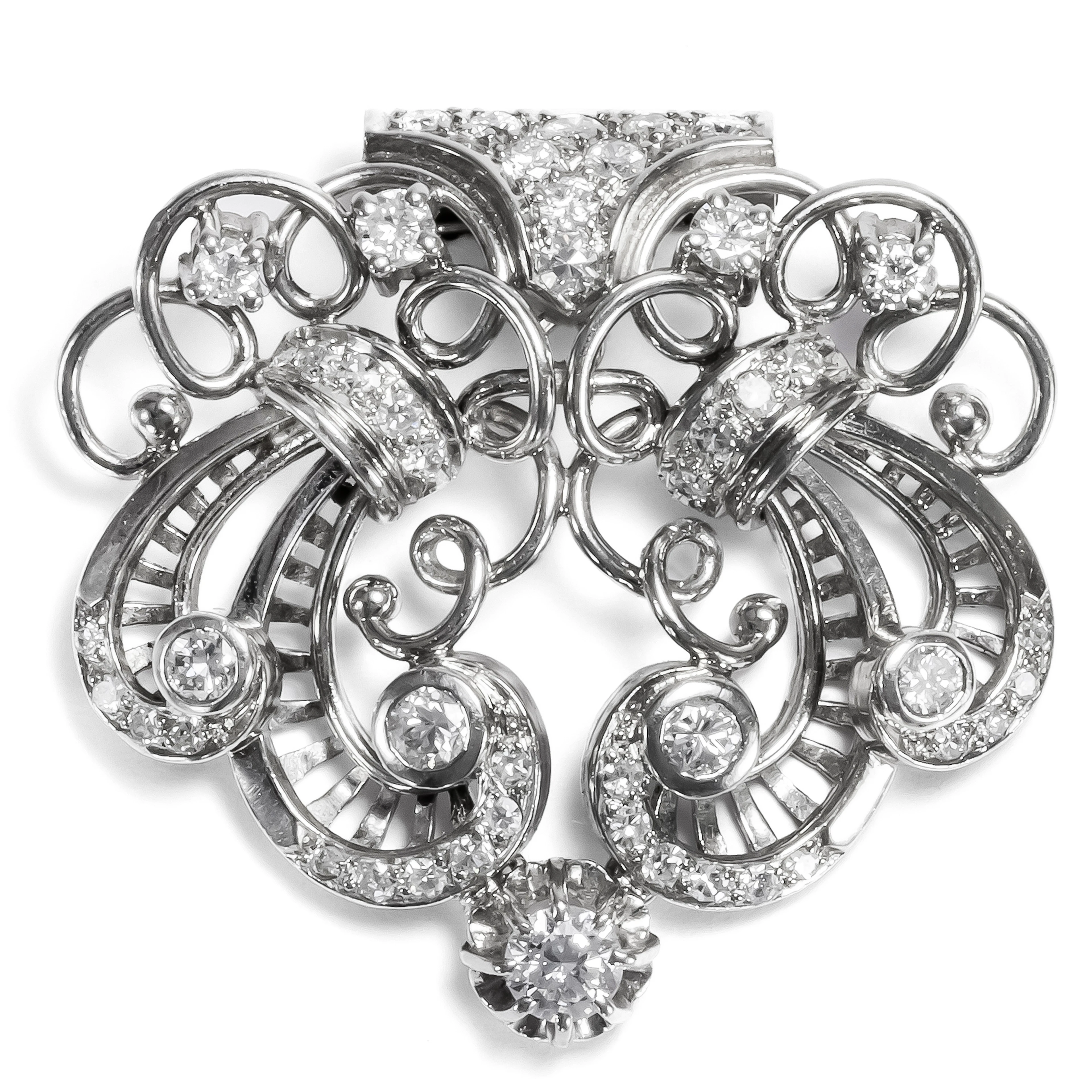 Playful Platinum & Diamond Clip, Art Deco Around 1930
