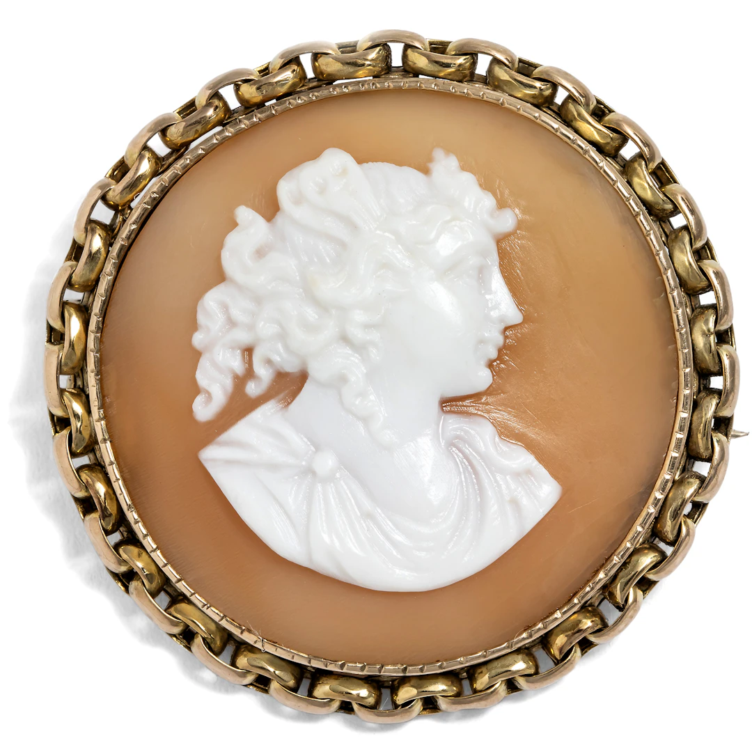 Antique Shell Cameo of Psyche Mounted as a Gold Brooch, c. 1880