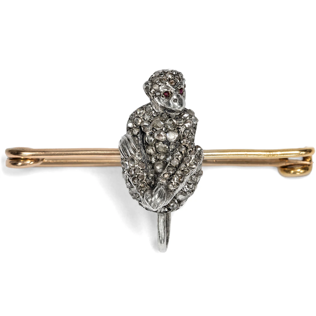 Funny Brooch with Chimpanzee made of Silver & Gold with Diamonds, c. 1900