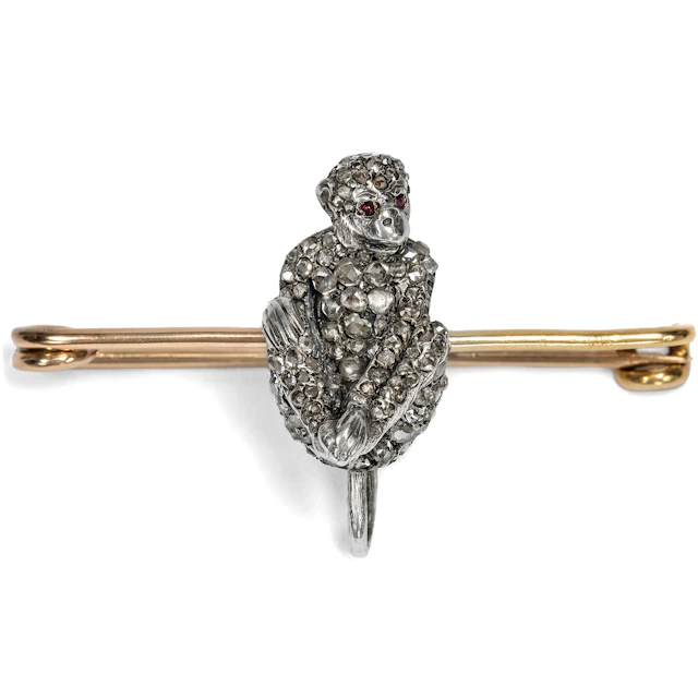 Funny Brooch with Chimpanzee made of Silver & Gold with Diamonds, c. 1900