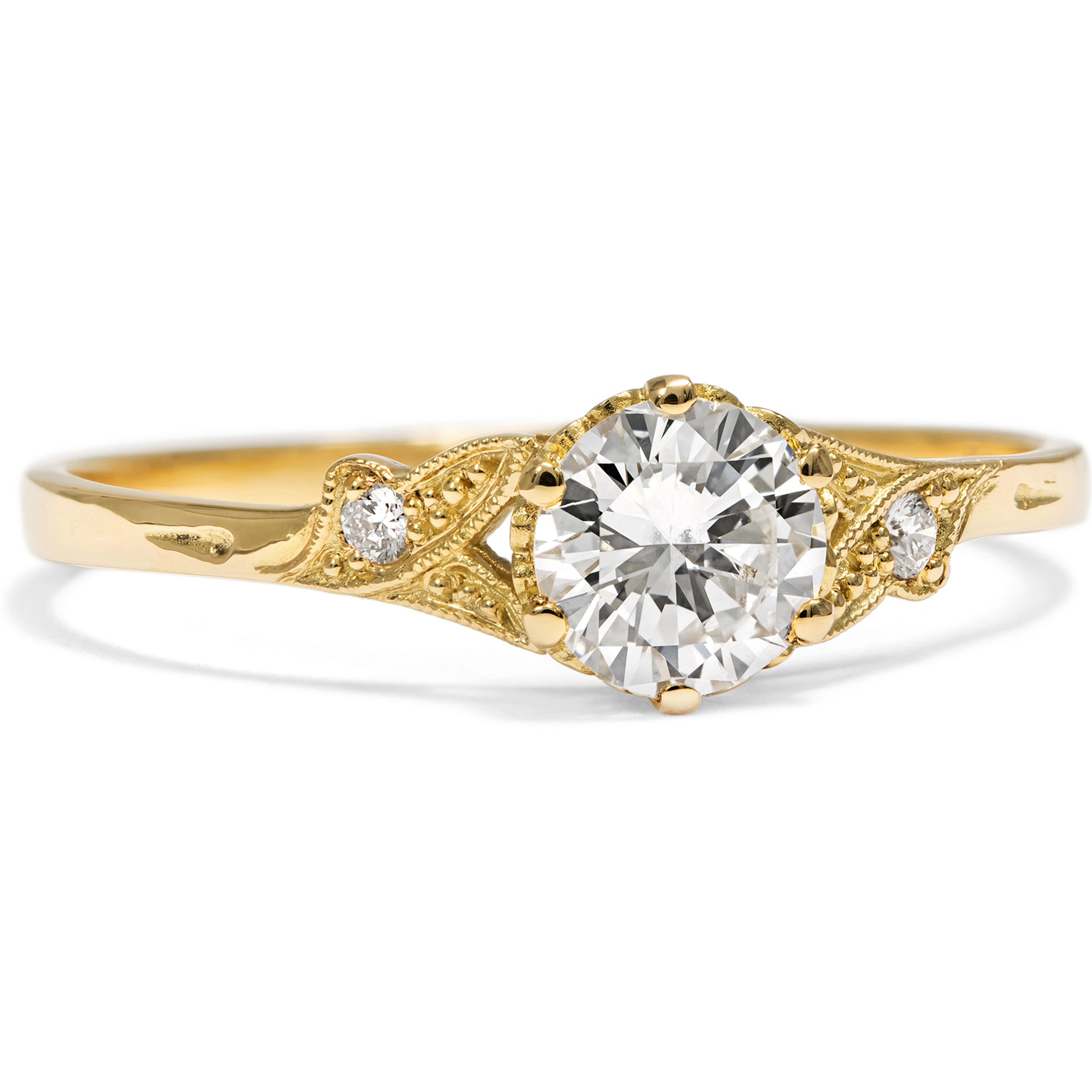 Delicate Ring with a 0.57 ct Vintage Diamond (D, VSI) in Yellow Gold