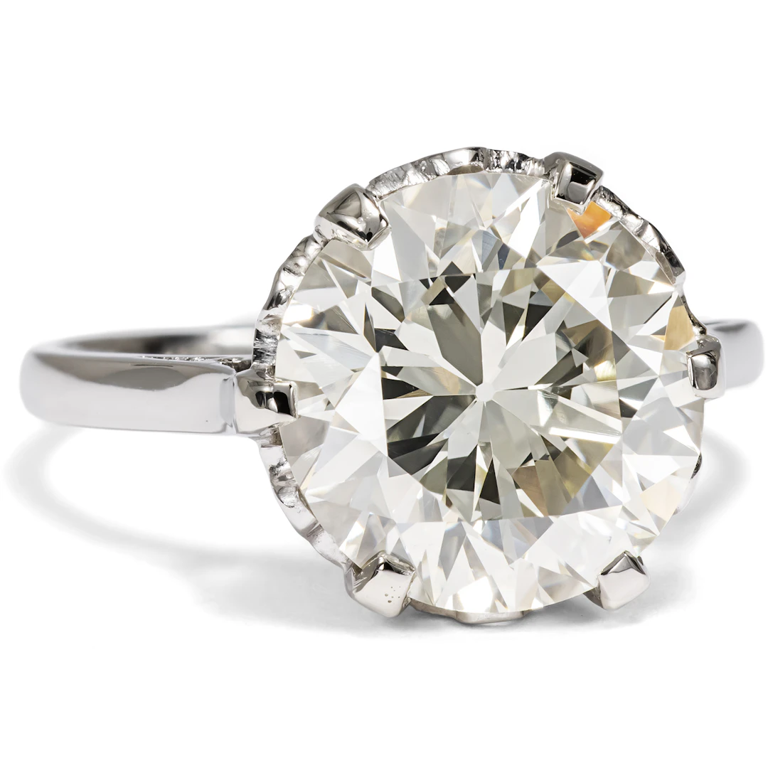 Art Déco Engagement Ring with 4.30 ct Transitional Cut Diamond, c. 1930