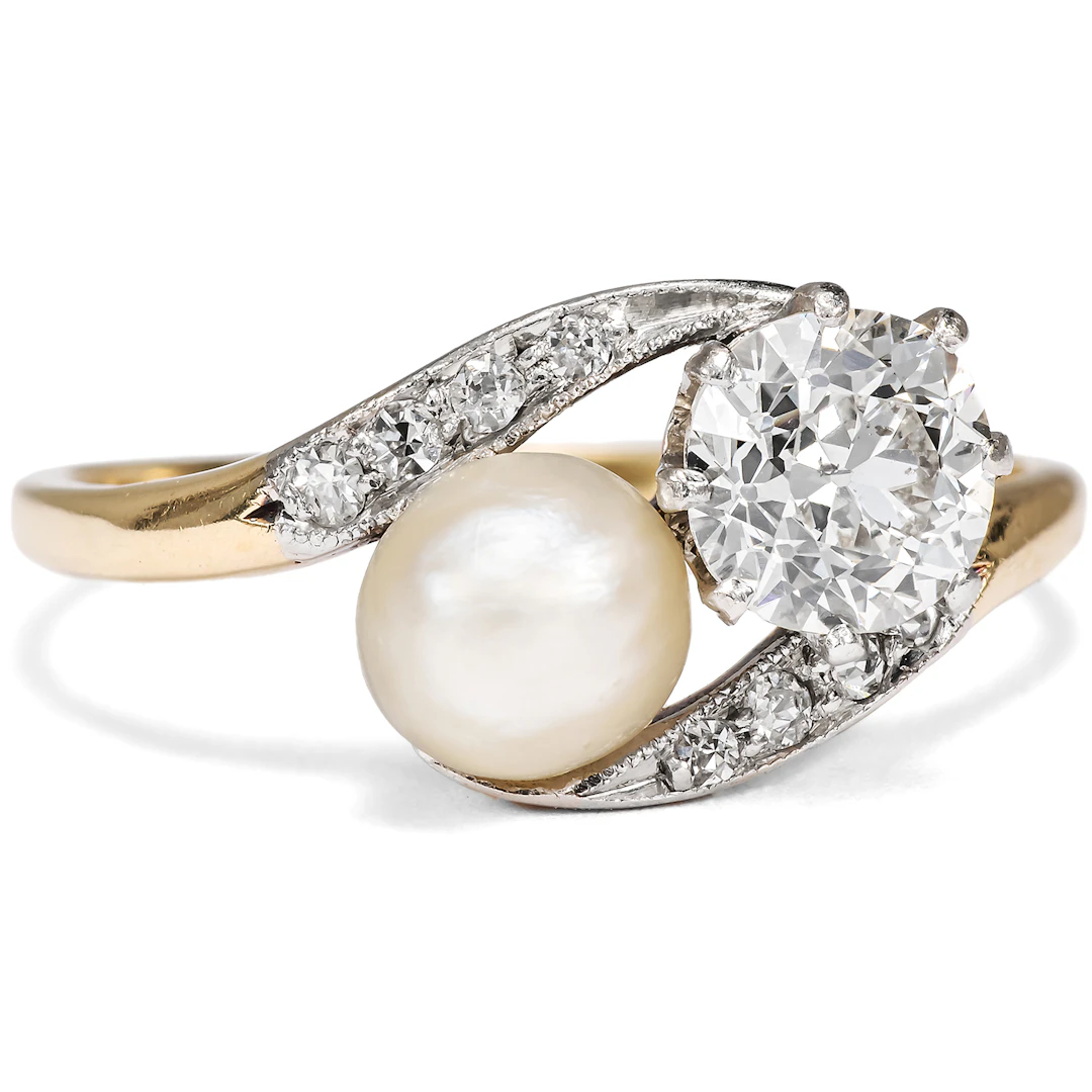 Delicate "Toi-et-Moi" Ring with Natural Pearl & Diamonds, c. 1915