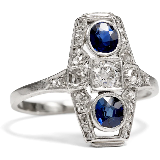 Elegant Art Deco Ring with Sapphire & Diamonds, c. 1930