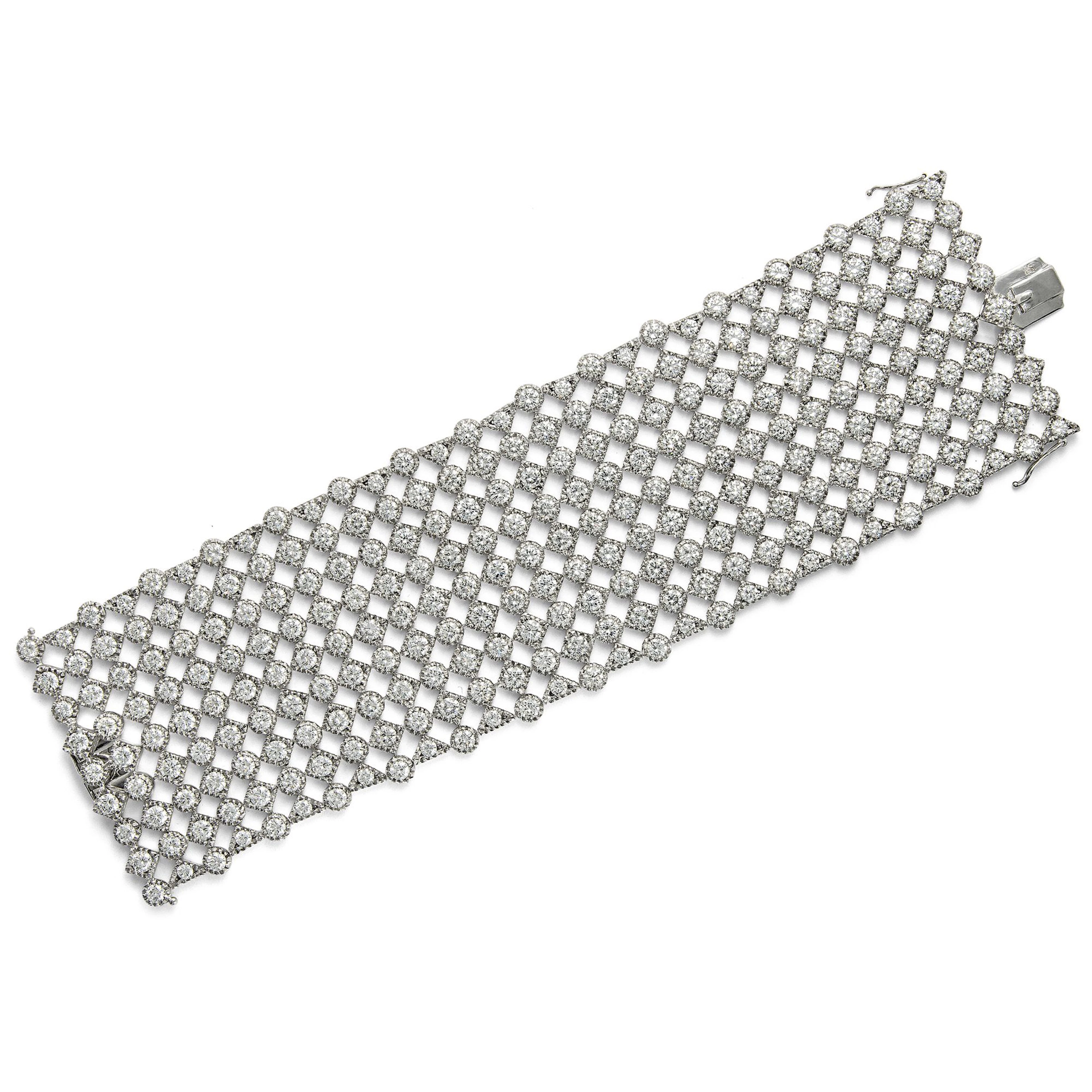 Luxurious Bracelet With 45.00 Carat Diamonds in White Gold, c. 2010