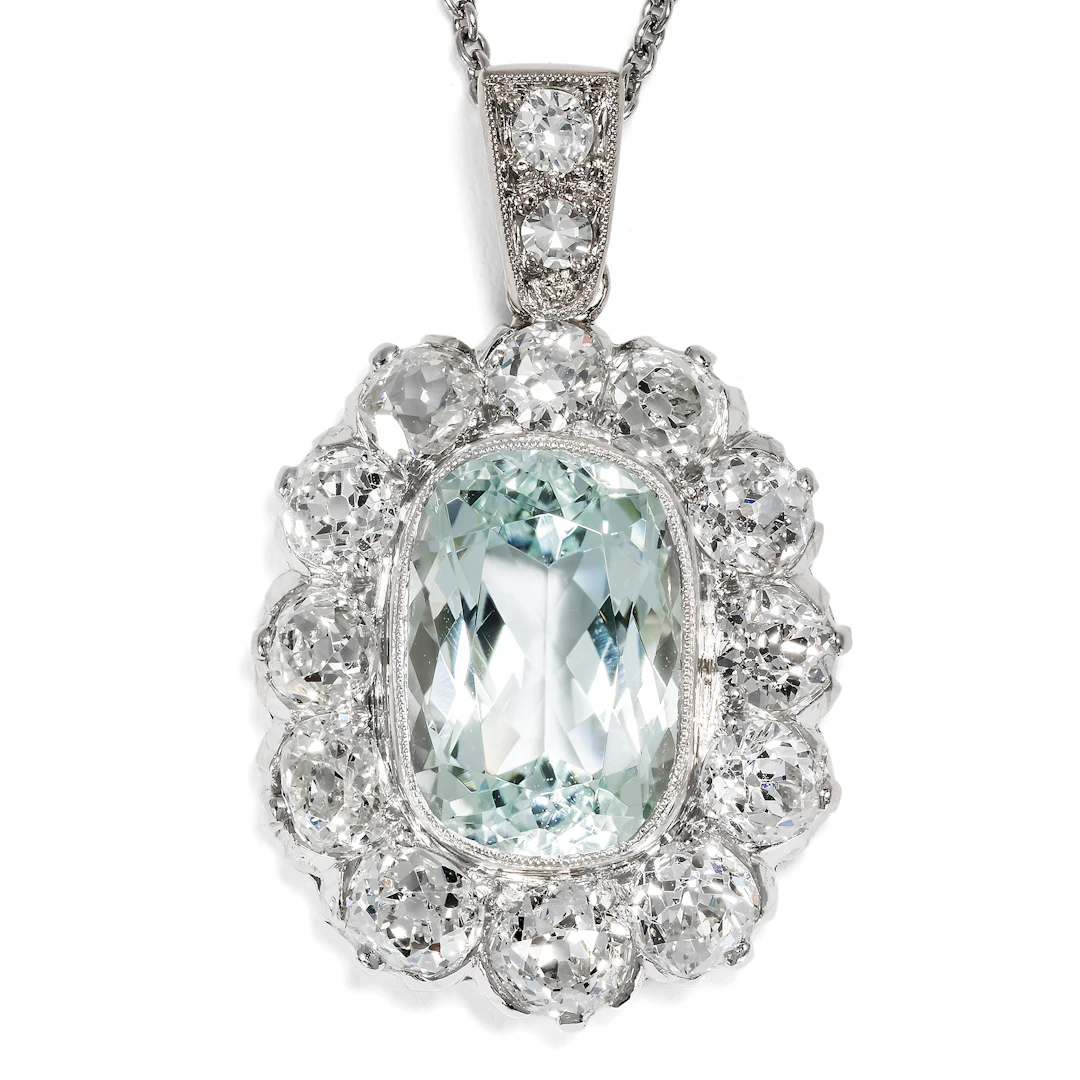 Timeless Aquamarine Pendant With Diamonds in Platinum, c. 1910 & later