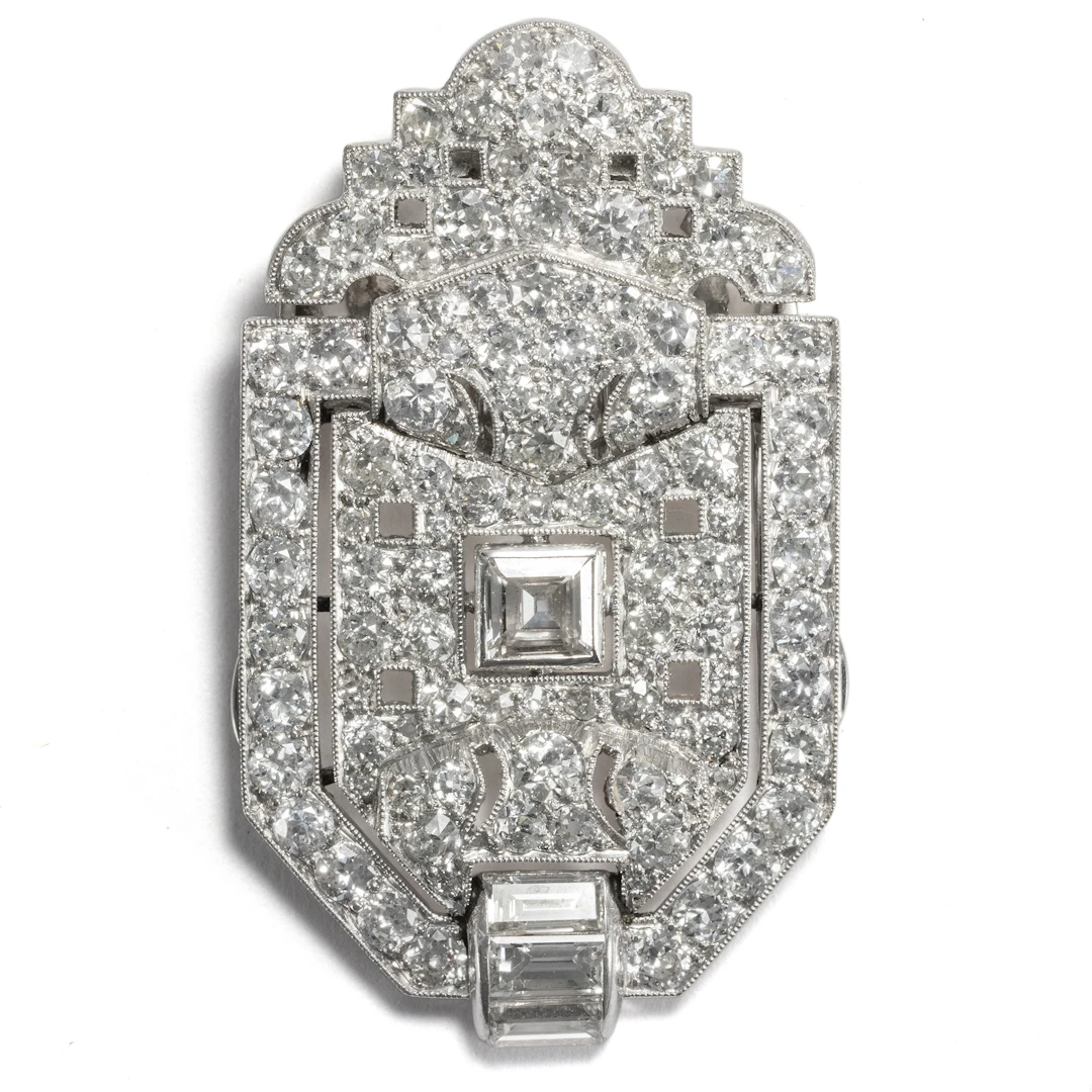 Fine Art Déco Dress Clip with Diamonds in Platinum, Vienna c. 1930