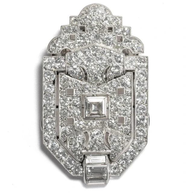 Fine Art Déco Dress Clip with Diamonds in Platinum, Vienna c. 1930