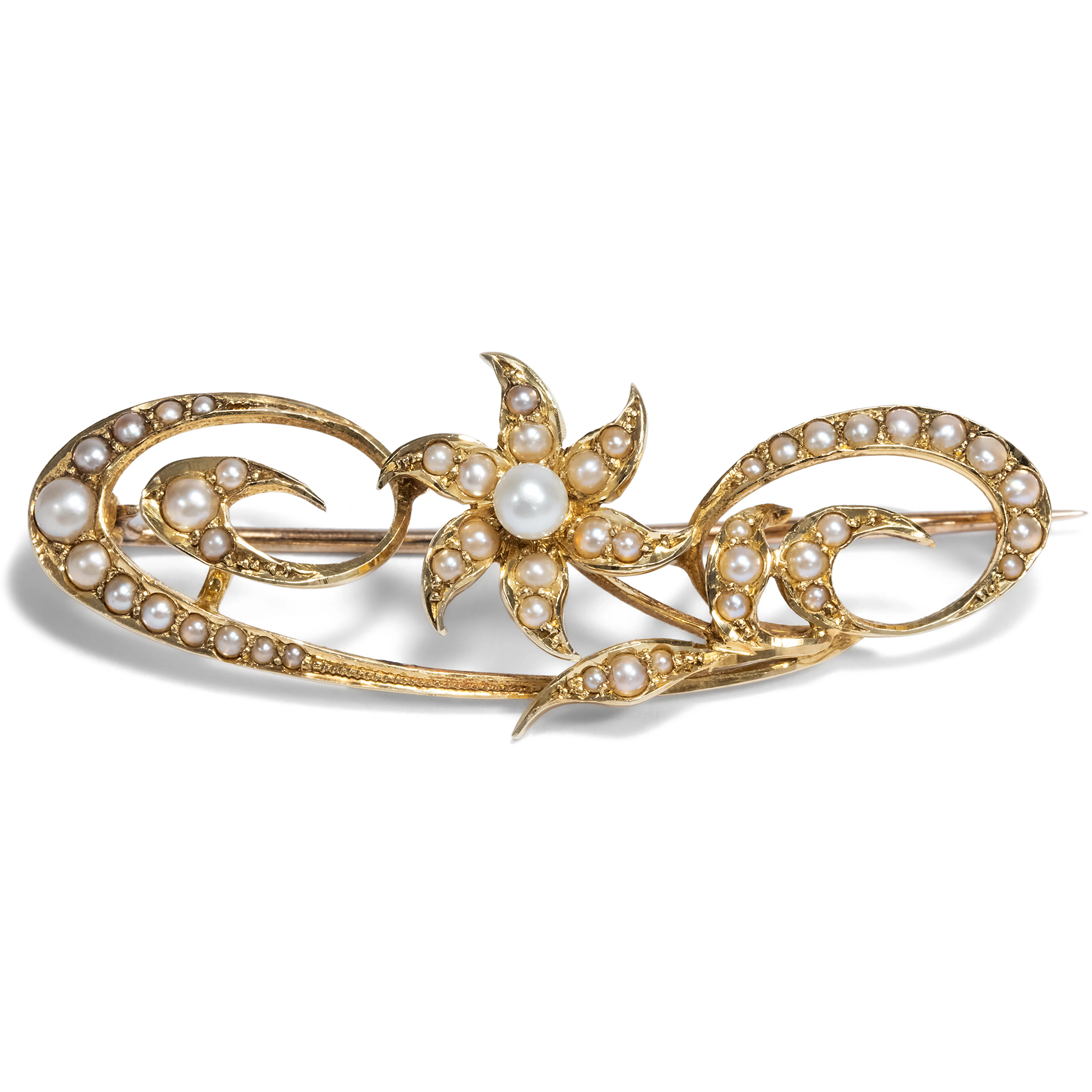 Enchanting Brooch With Natural Pearls in Gold, Great Britain c. 1900