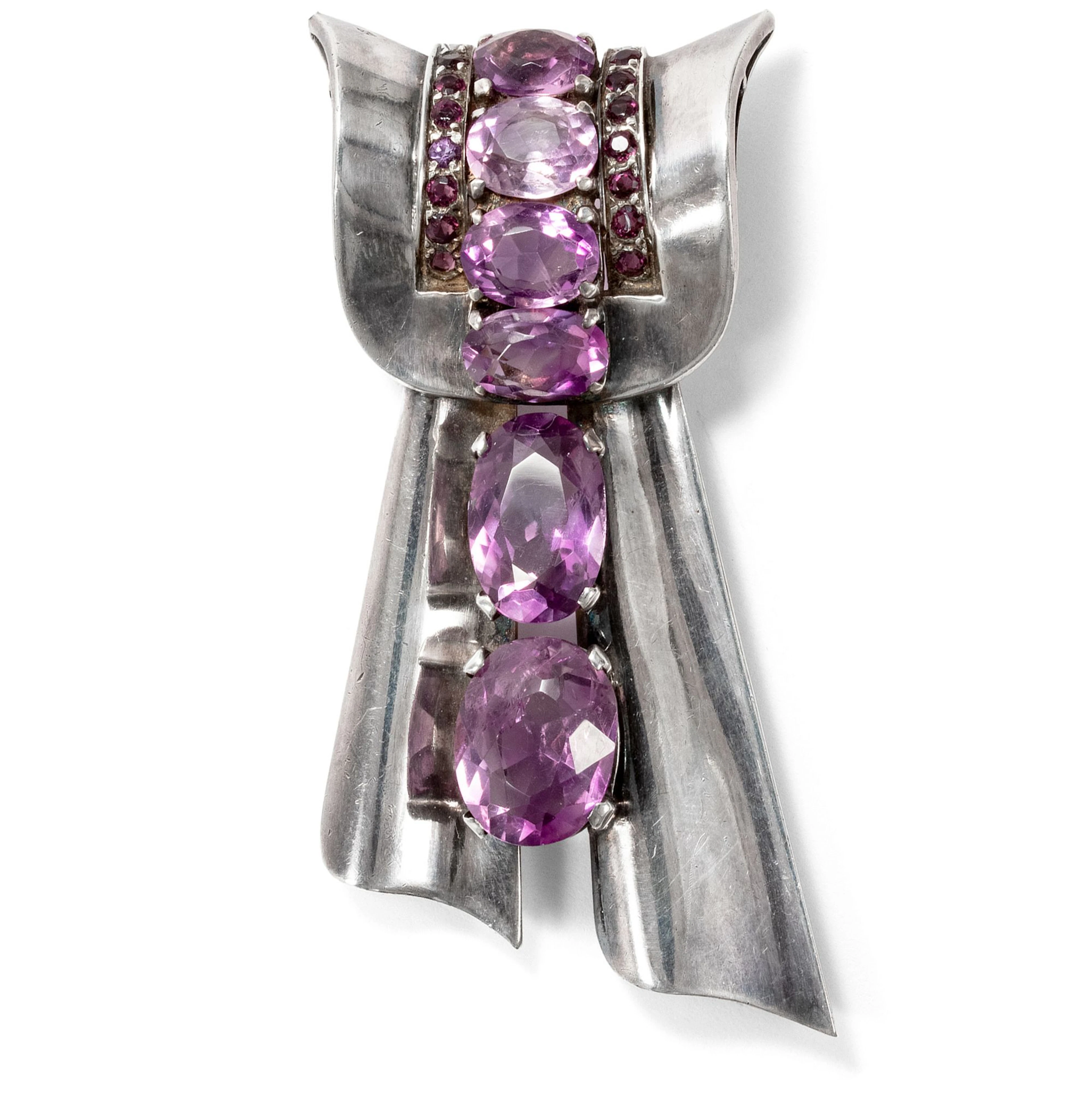 Glamorous Art Deco "Drapery" Clip, Paris 1940s