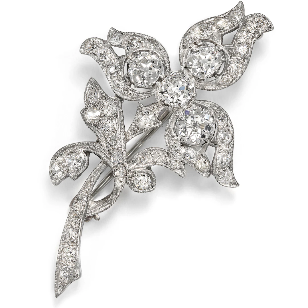 Floral Brooch with Old Cut Diamonds in Palladium, c. 1940