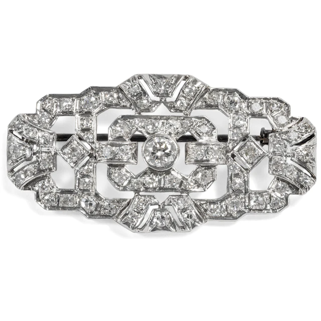 Elegant Art Deco Brooch With Diamonds Set in Platinum, France ca. 1925