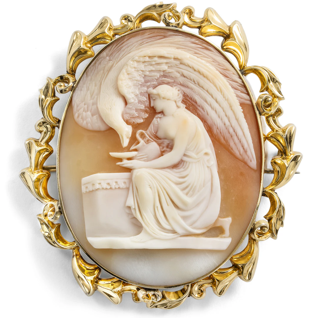 Large Shell Cameo Depicting Hebe in Gold, England & Italy c. 1850