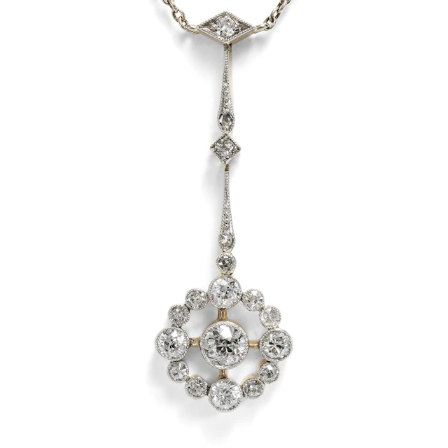 Elegant Belle Époque Necklace made of Antique Elements with Diamonds