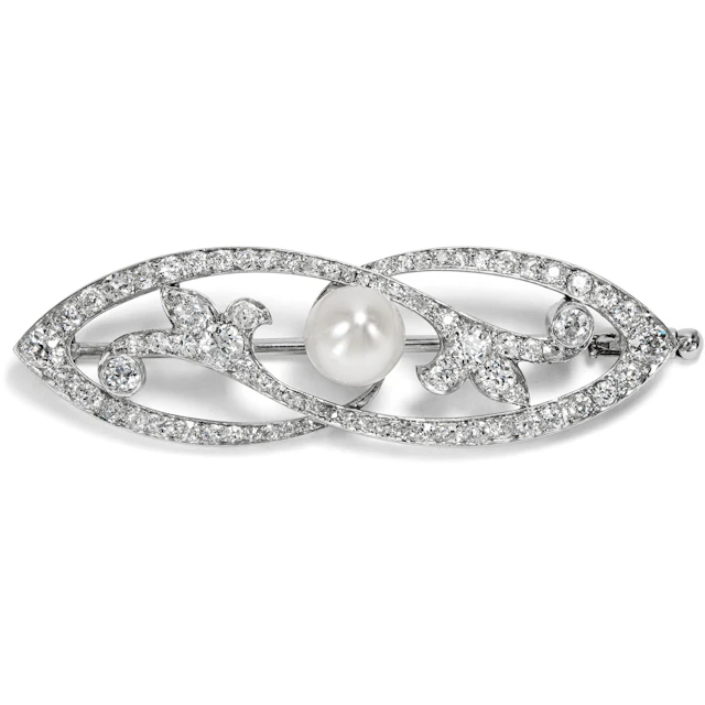 Precious Belle Époque brooch with diamonds & natural pearl in platinum