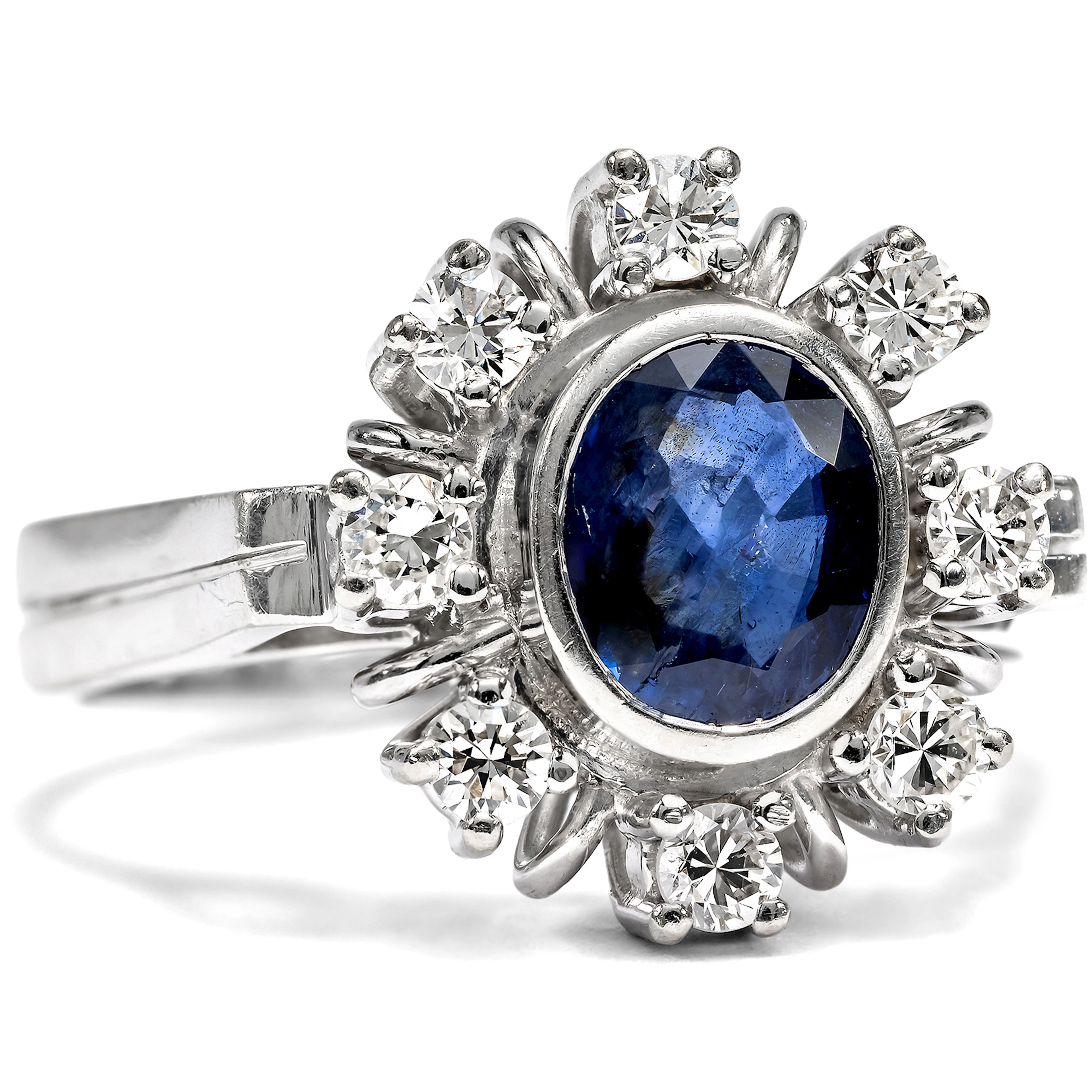 Vintage Ring with Sapphire & Diamonds in White Gold, c. 1980