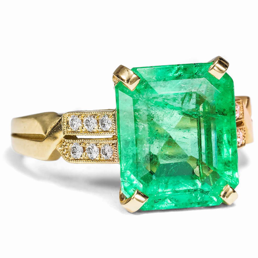 Exquisite Ring with a Colombian Emerald & Diamonds, from Our Workshop