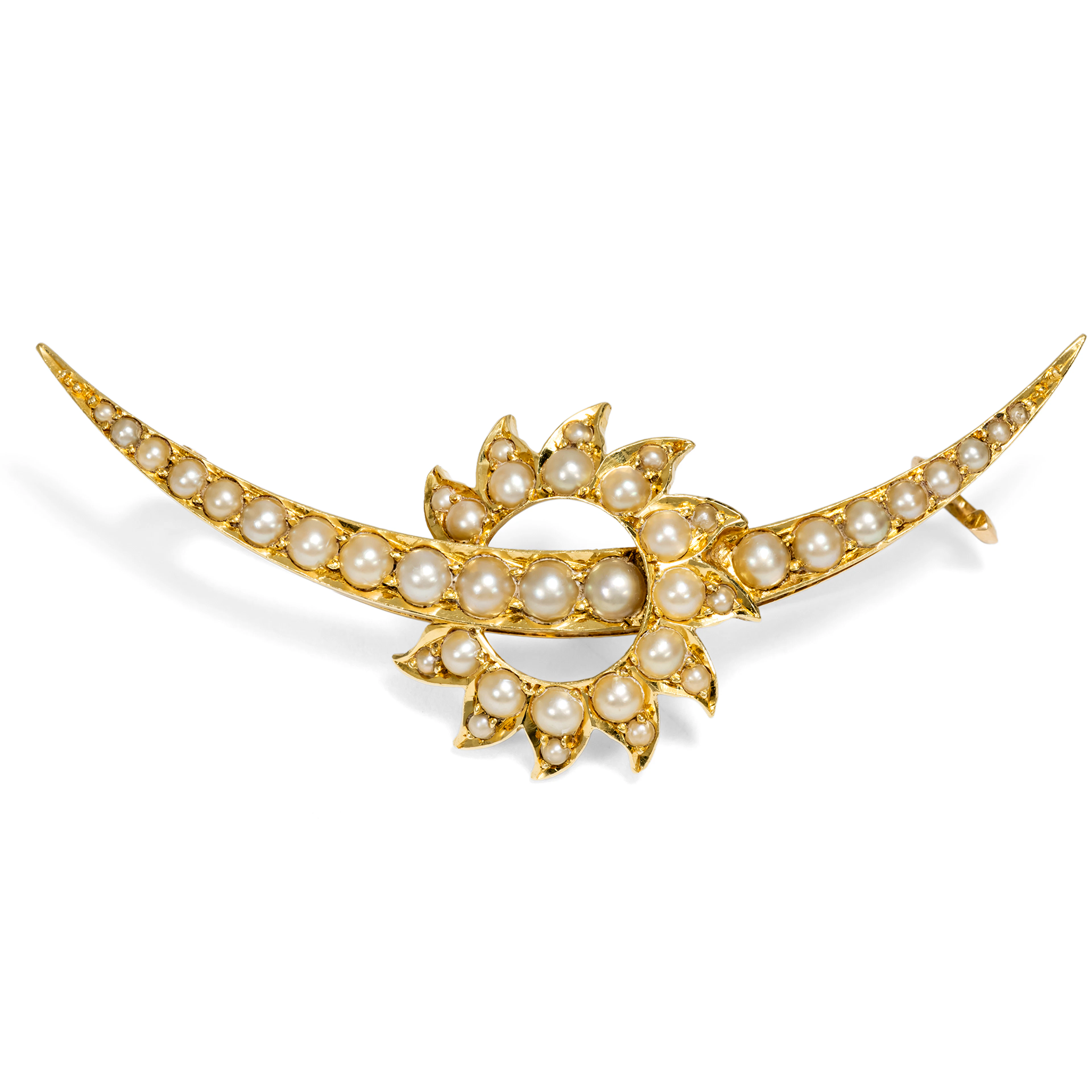 Antique Brooch With Seed Pearls in Gold, Great Britain c. 1900