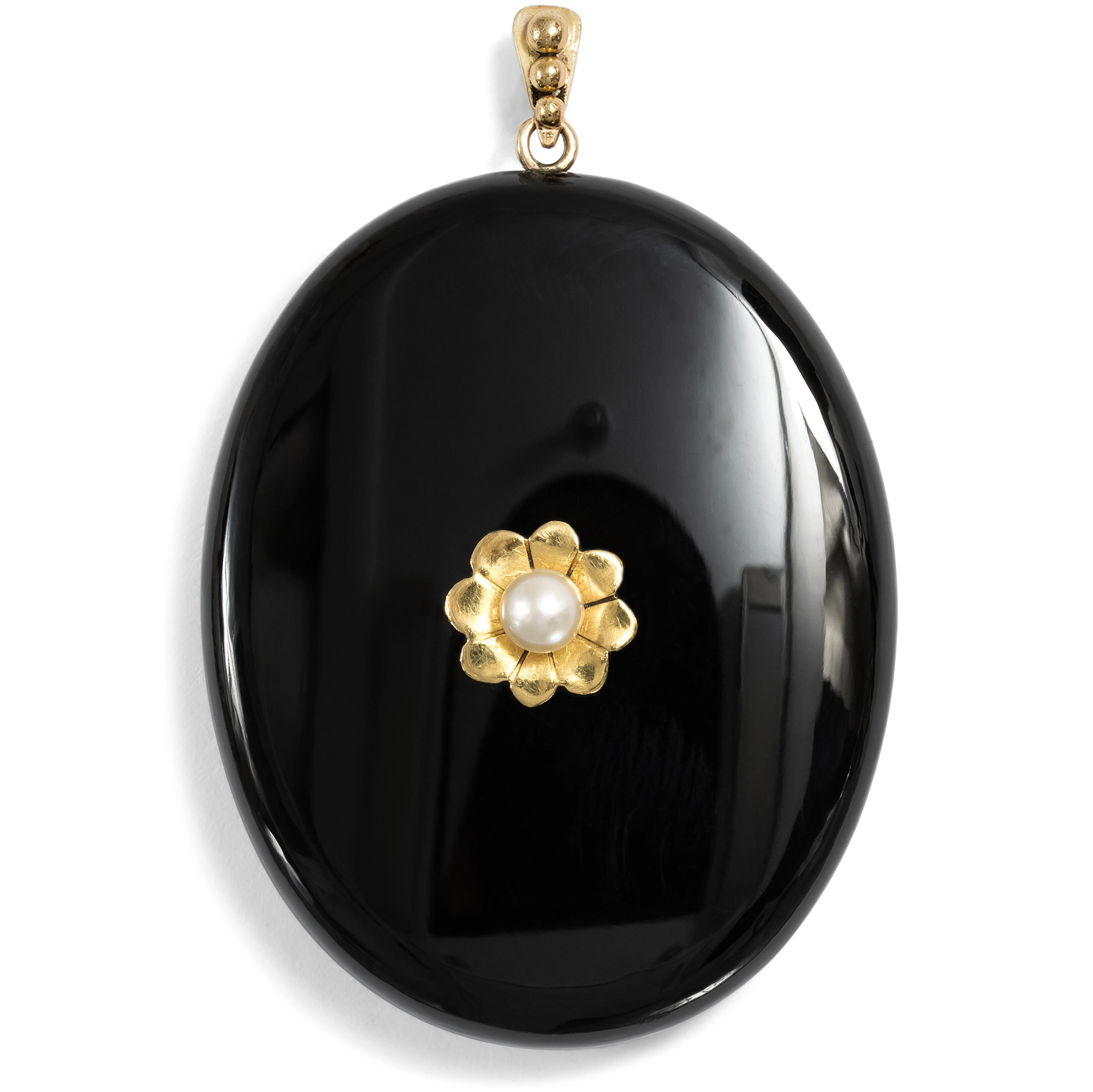 Pendant Made of Onyx & Pearl in Gold, Around 1870