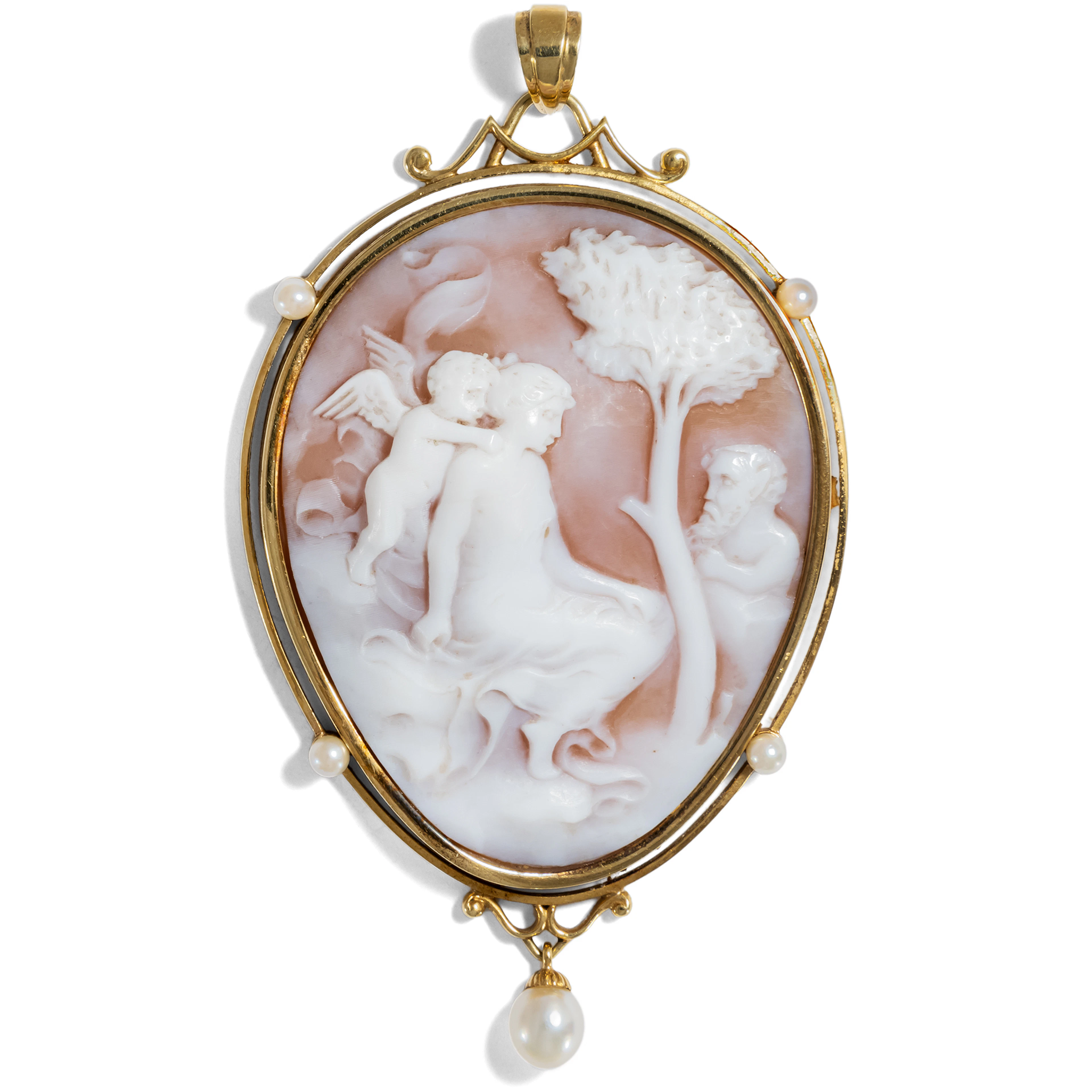 Pendant With Art Nouveau Cameo in Setting of Gold & Pearls, Around