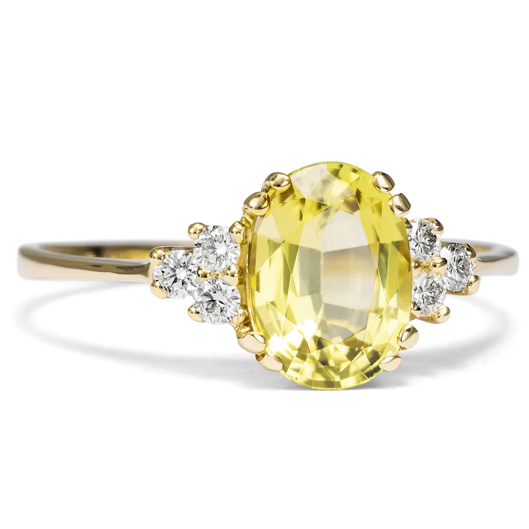 Delicate Ring with Green-Yellow Tourmaline & Diamonds in Gold, from