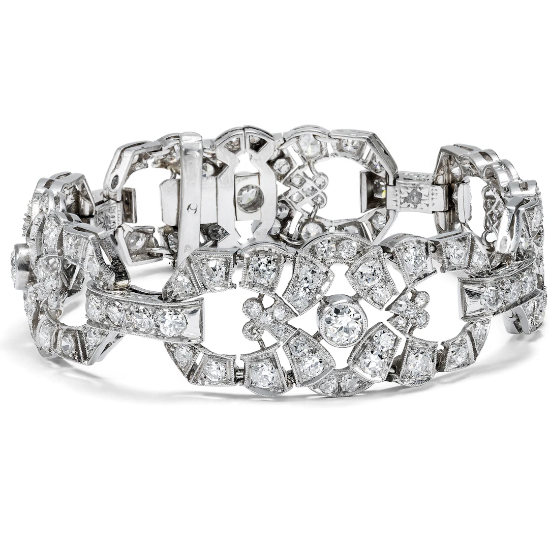 Chic Art Déco Bracelet with 6.25 ct Diamonds in Platinum, Vienna, c. 1930