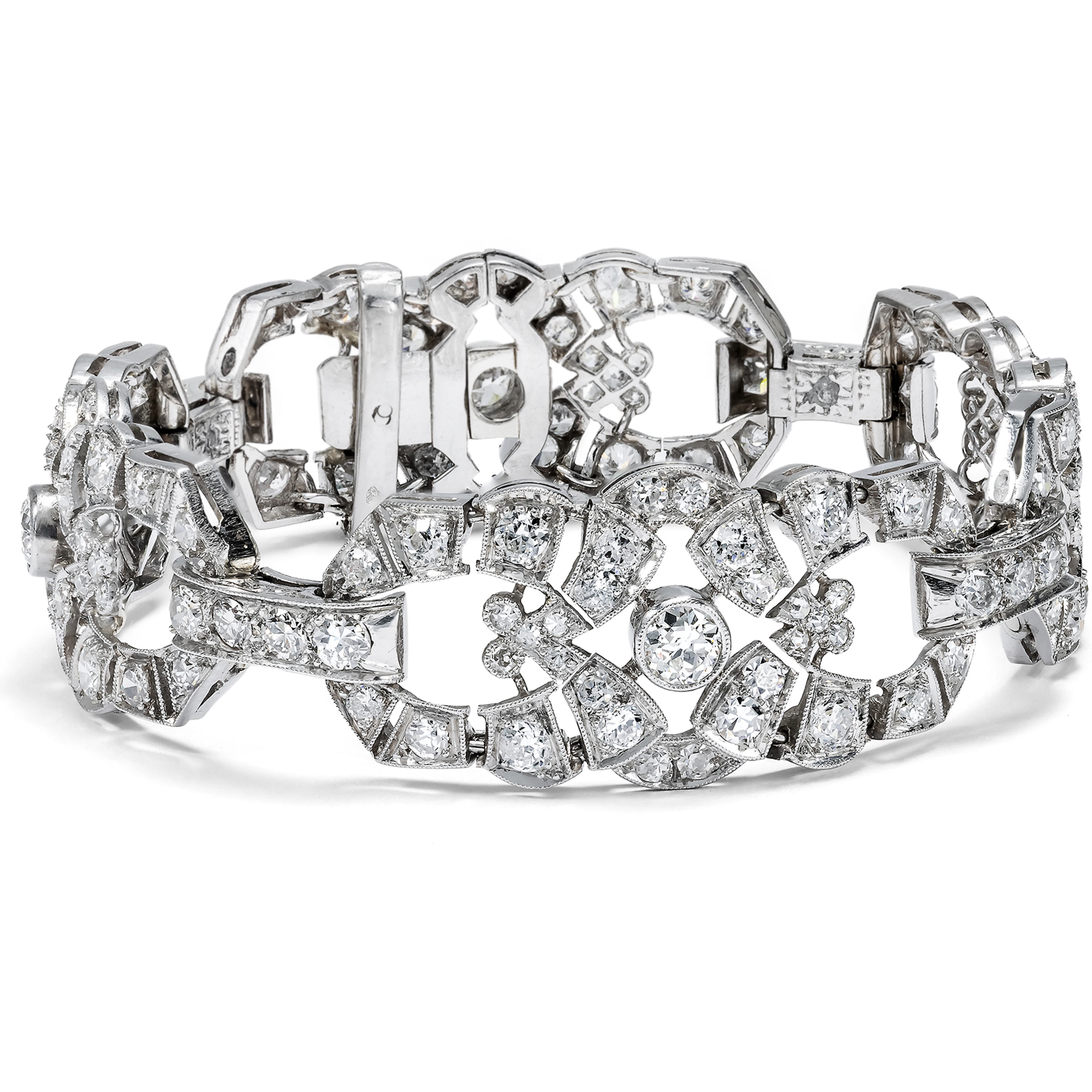 Chic Art Déco Bracelet with 6.25 ct Diamonds in Platinum, Vienna, c. 1930
