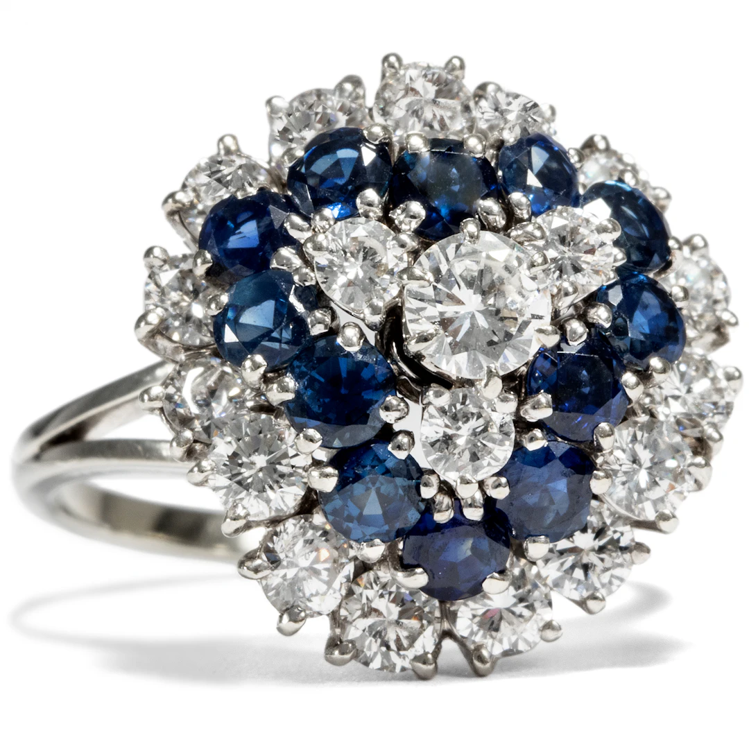 Vintage Cluster Ring With Sapphires & Diamonds in White Gold, ca. 1970