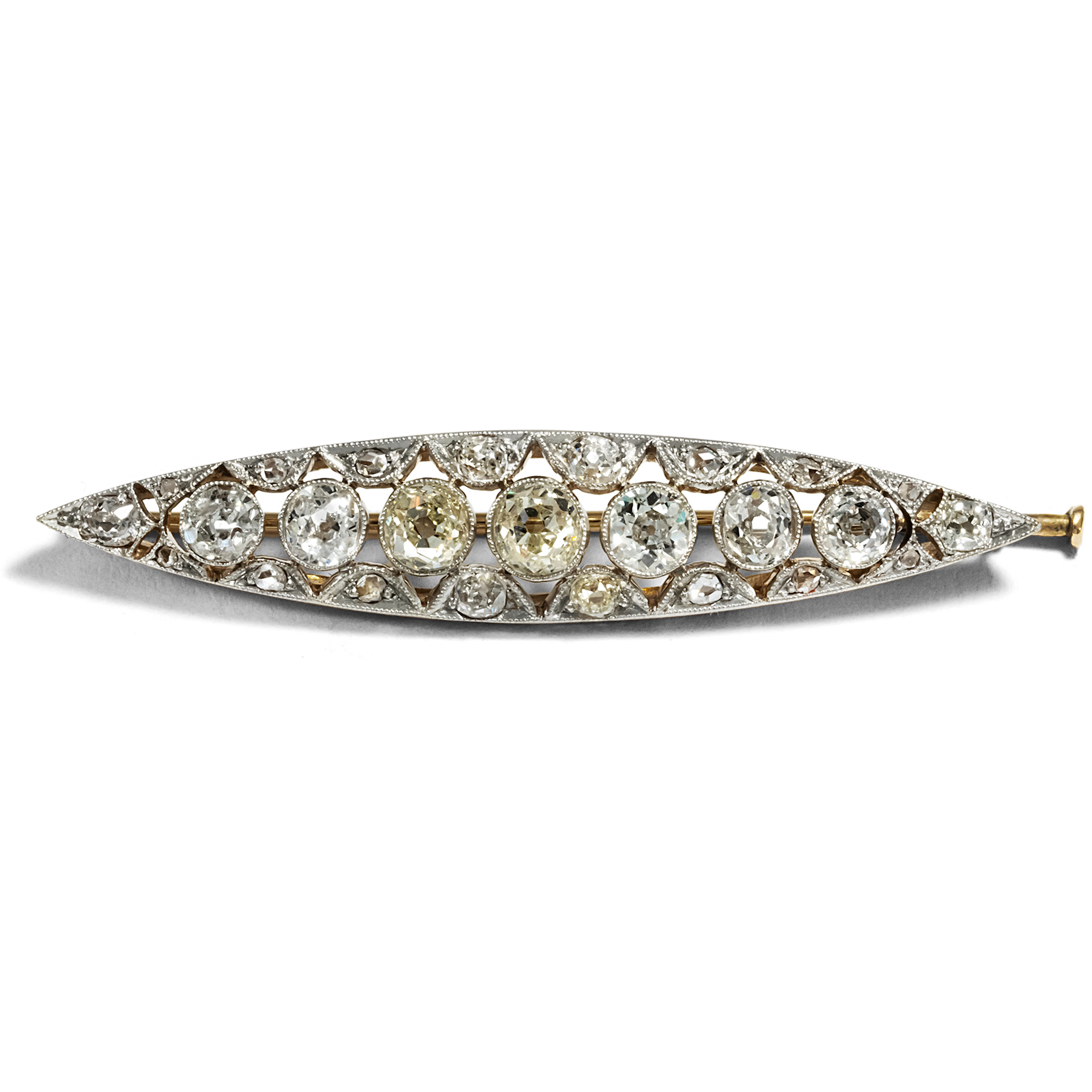 Luxurious Bar Brooch With 2.70 Ct Old Cut Diamonds in Gold & Platinum