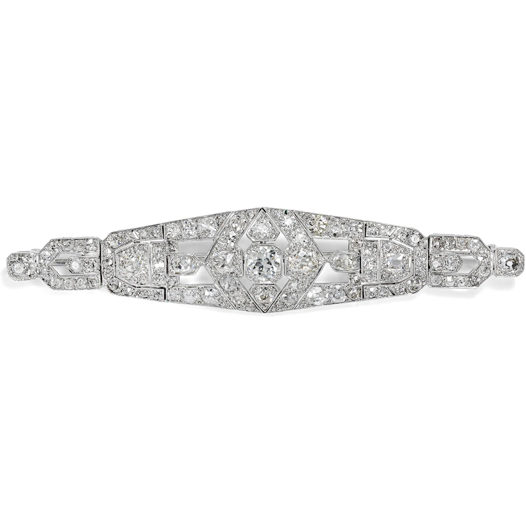 Glamorous Art Déco Brooch With 7.00 Ct Diamonds In Platinum, Circa 1930
