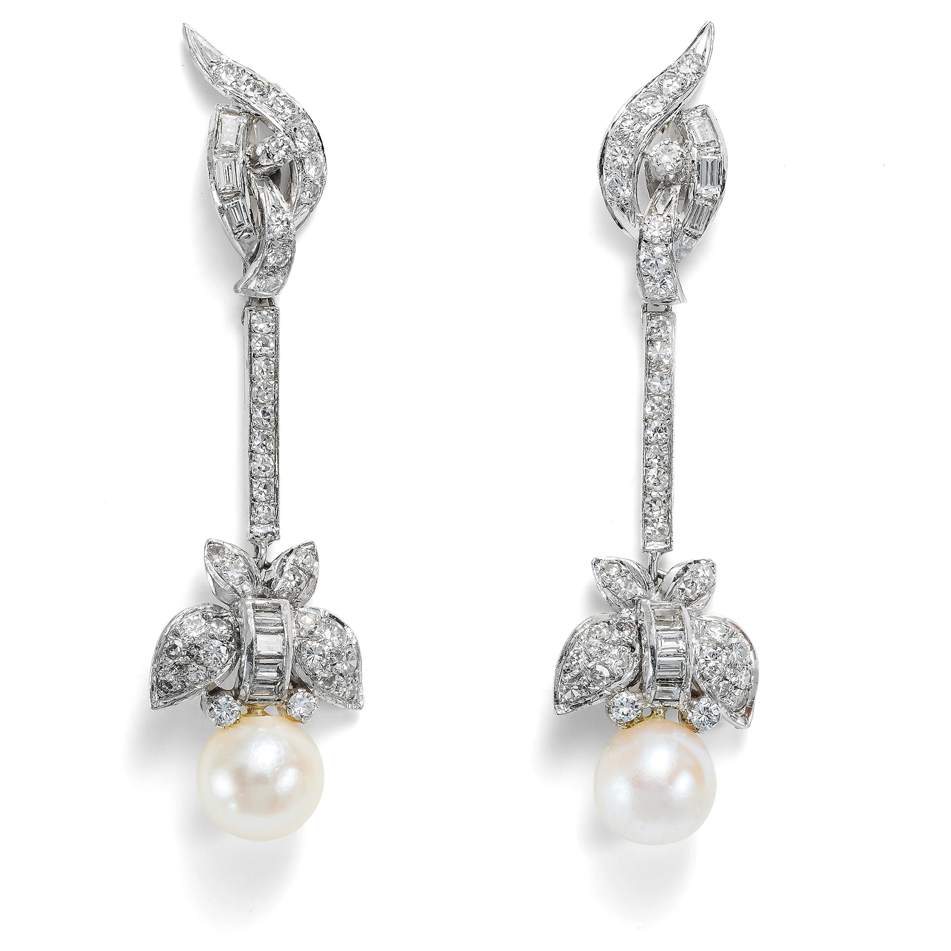 Glamorous Midcentury Earrings with Pearls & 2.10 ct Diamonds in White