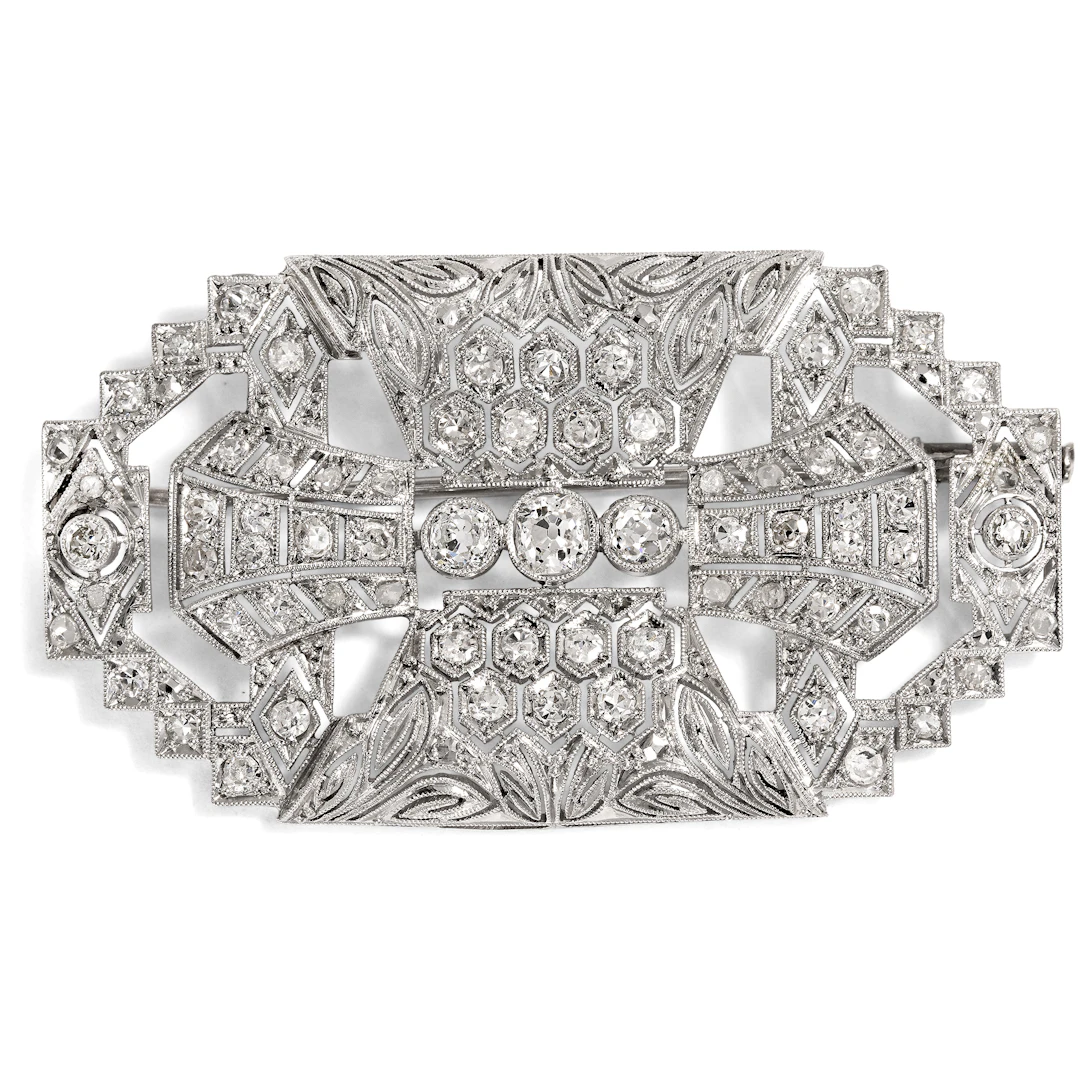 Magnificent Art Deco Brooch in Platinum and Diamonds, c. 1930