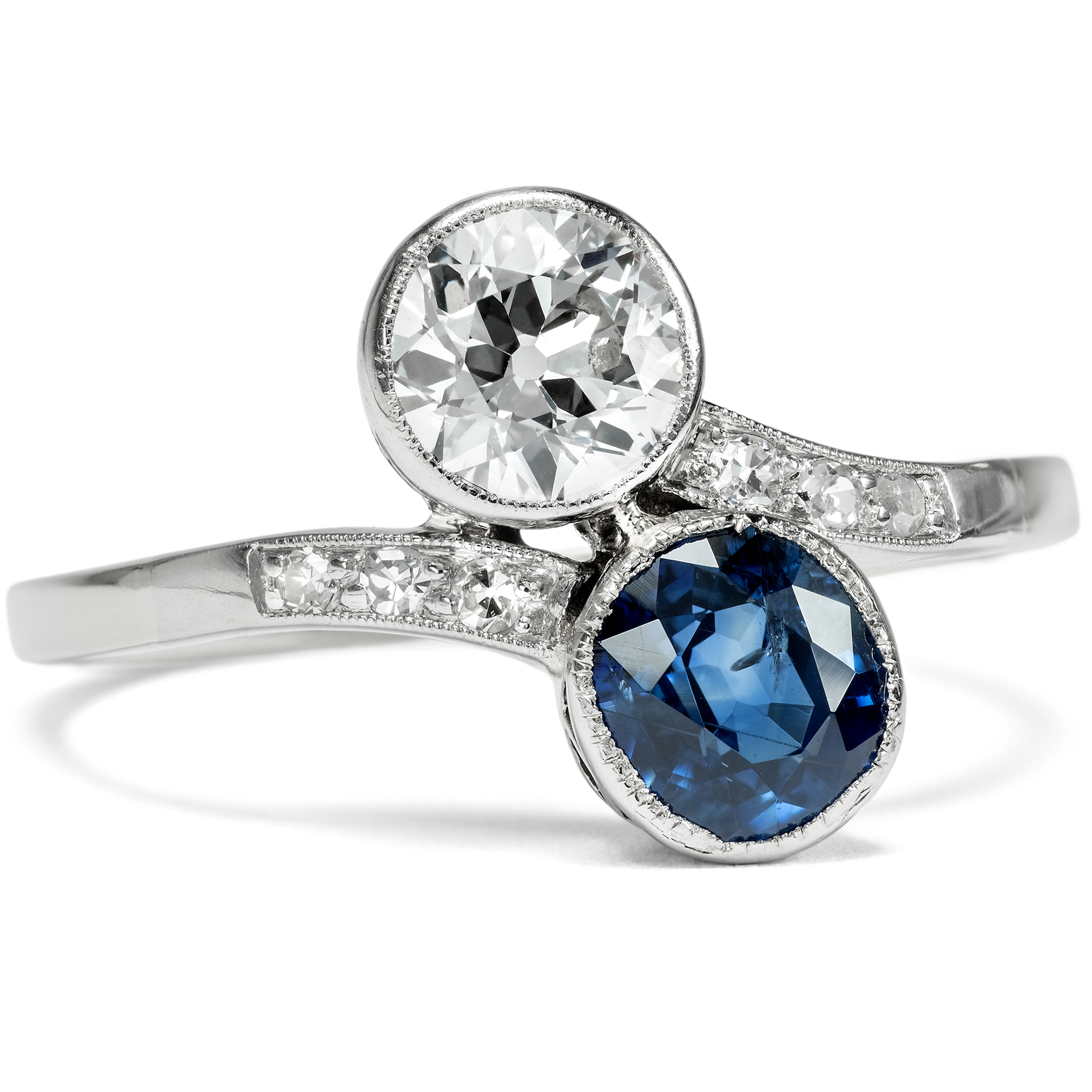 Classic “Toi-et-moi” Ring with Sapphire & Diamonds, c. 1920