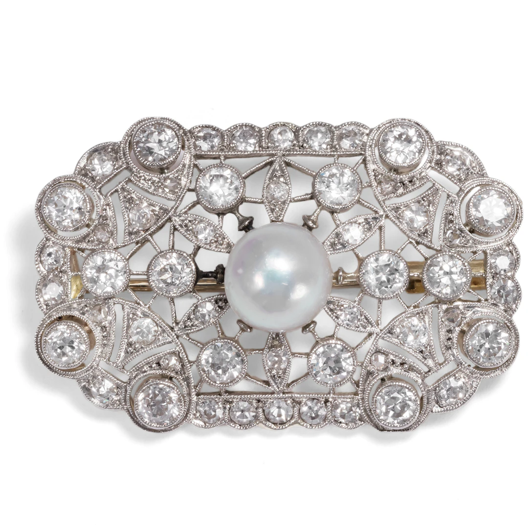 Filigree Brooch with Natural Pearl & Diamonds in Platinum & Gold, c. 1910