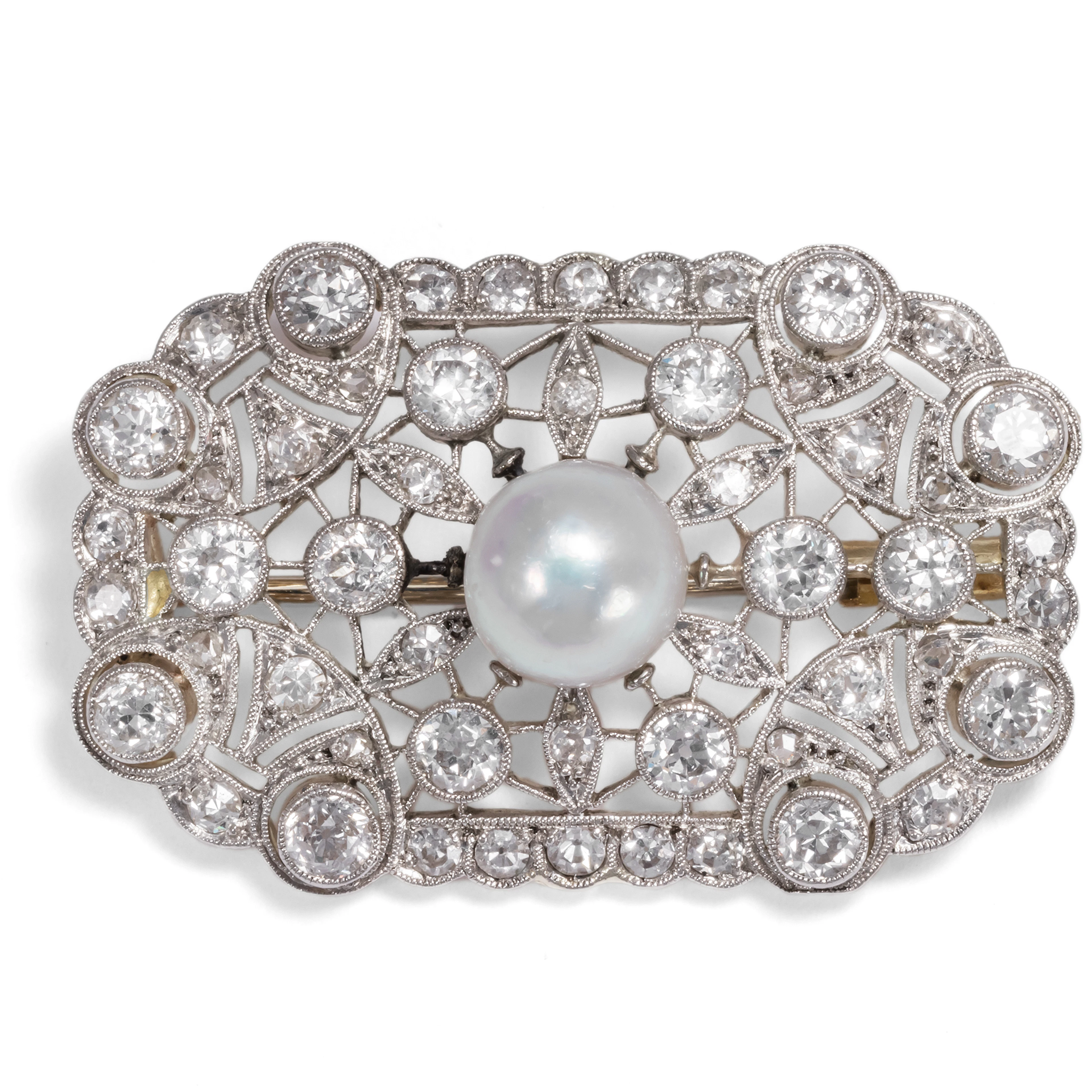 Filigree Brooch with Natural Pearl & Diamonds in Platinum & Gold, c. 1910