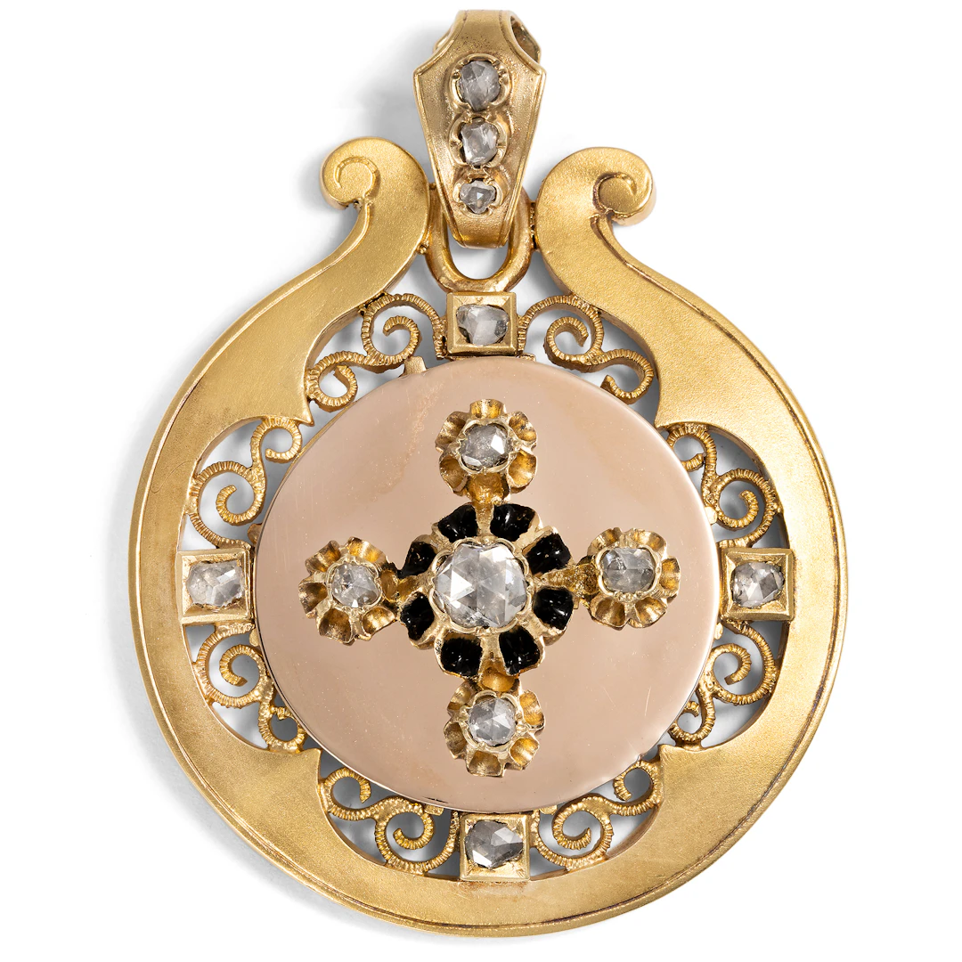 Antique Locket Pendant with Rose Cut Diamonds in Gold, Vienna, c. 1880