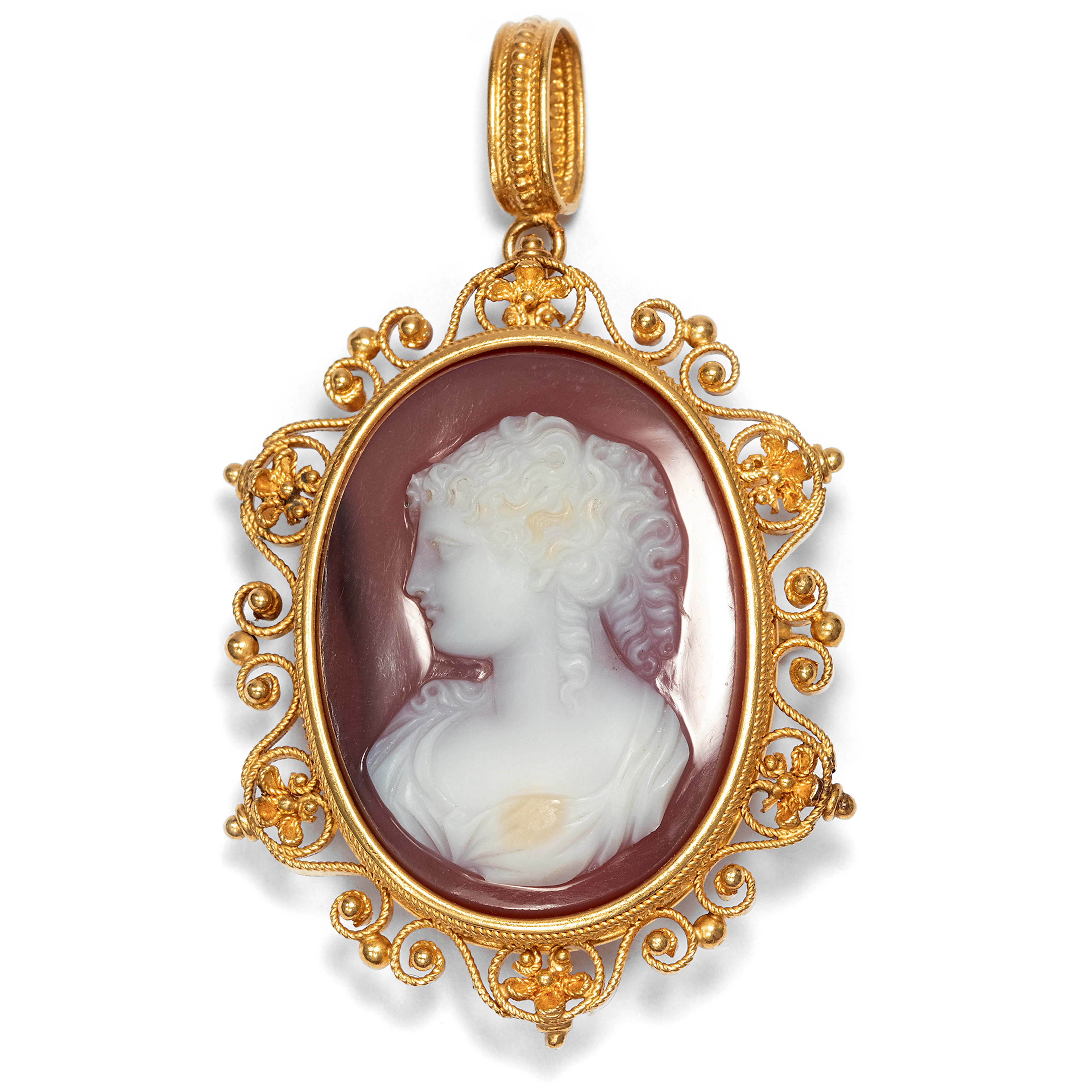 Antique layered agate Cameo in Gold in Archaeological Style, ca. 1880