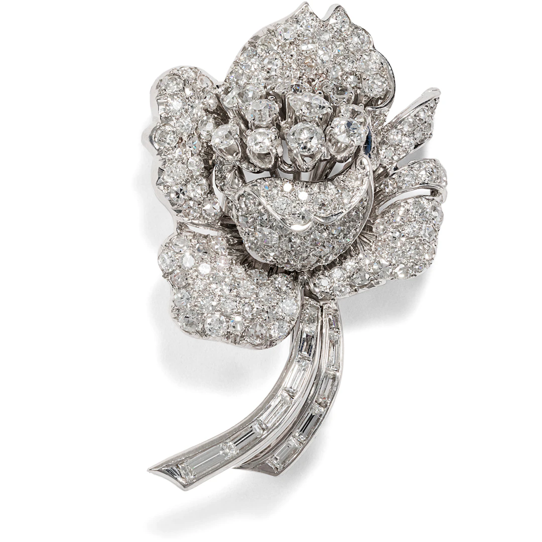Luxurious Vintage Brooch With 6.60 ct Diamonds in Platinum, ca. 1960