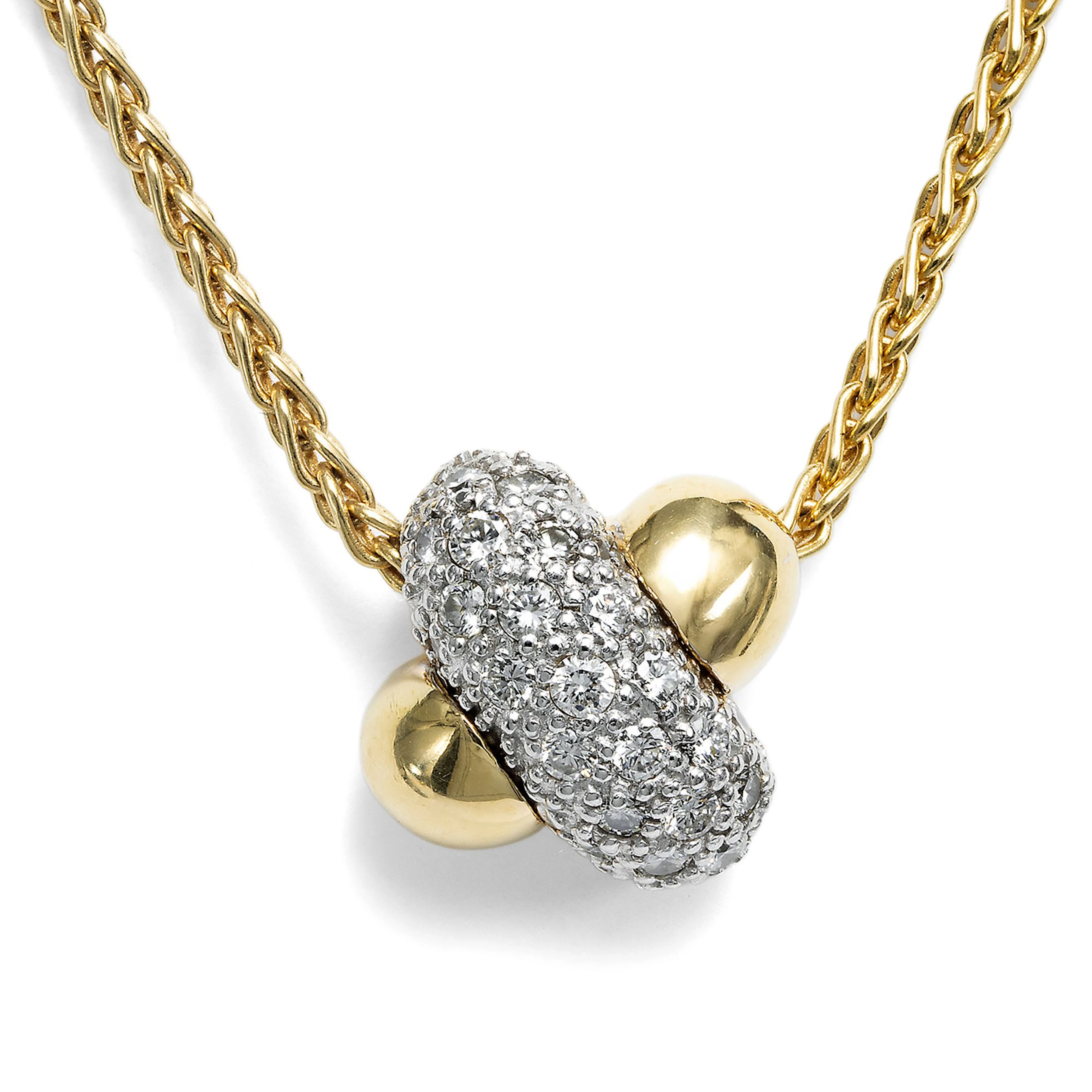 High quality vintage necklace in gold and white gold with 0.52 ct