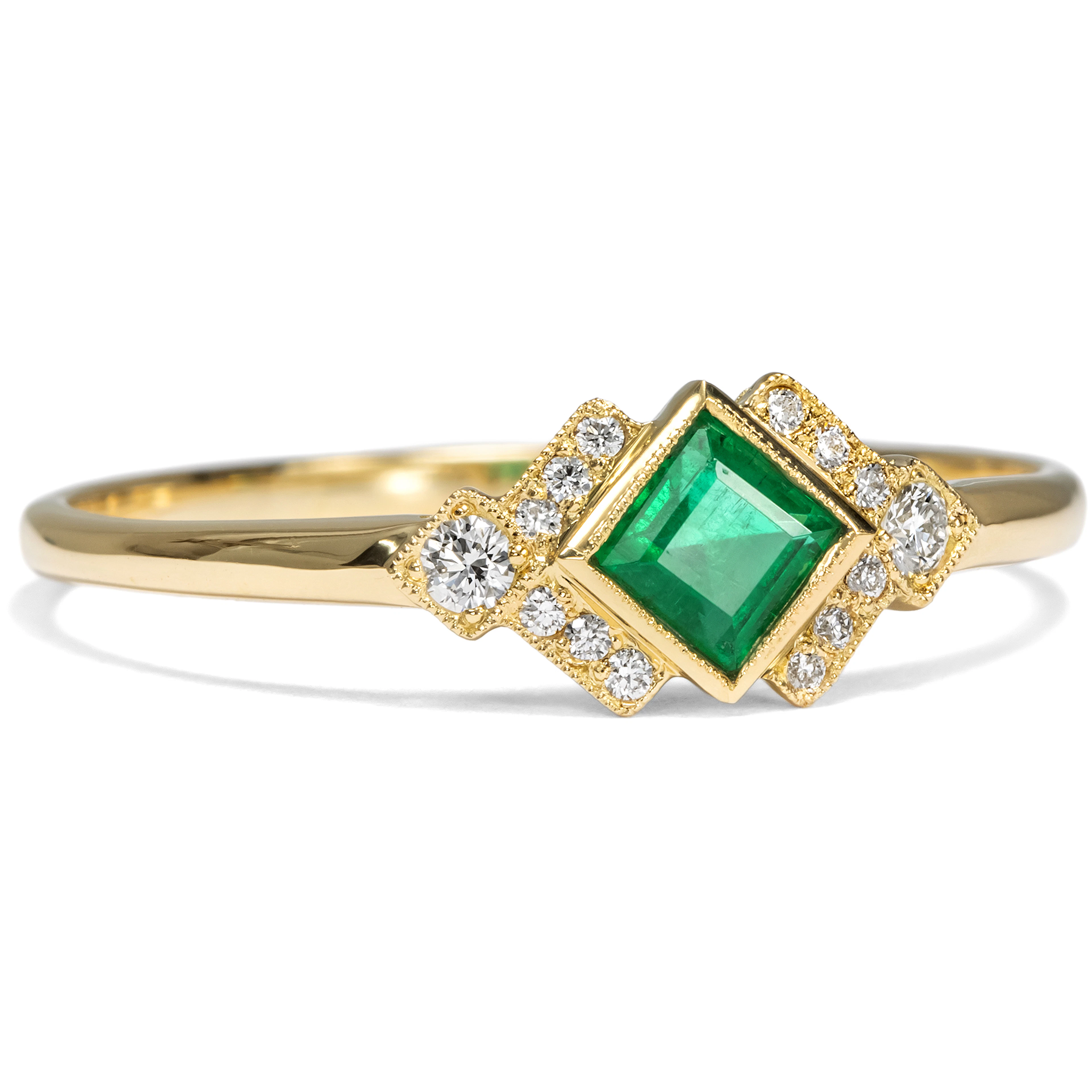 Unworn Gold Ring With Emerald & Diamonds Made in Our Workshop