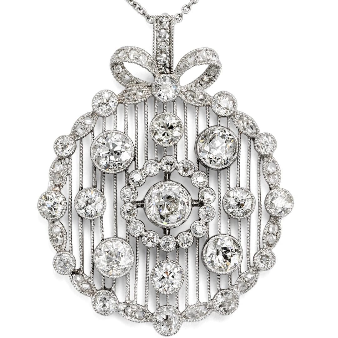 Precious Belle Époque Pendant with Diamonds in Platinum, c. 1910