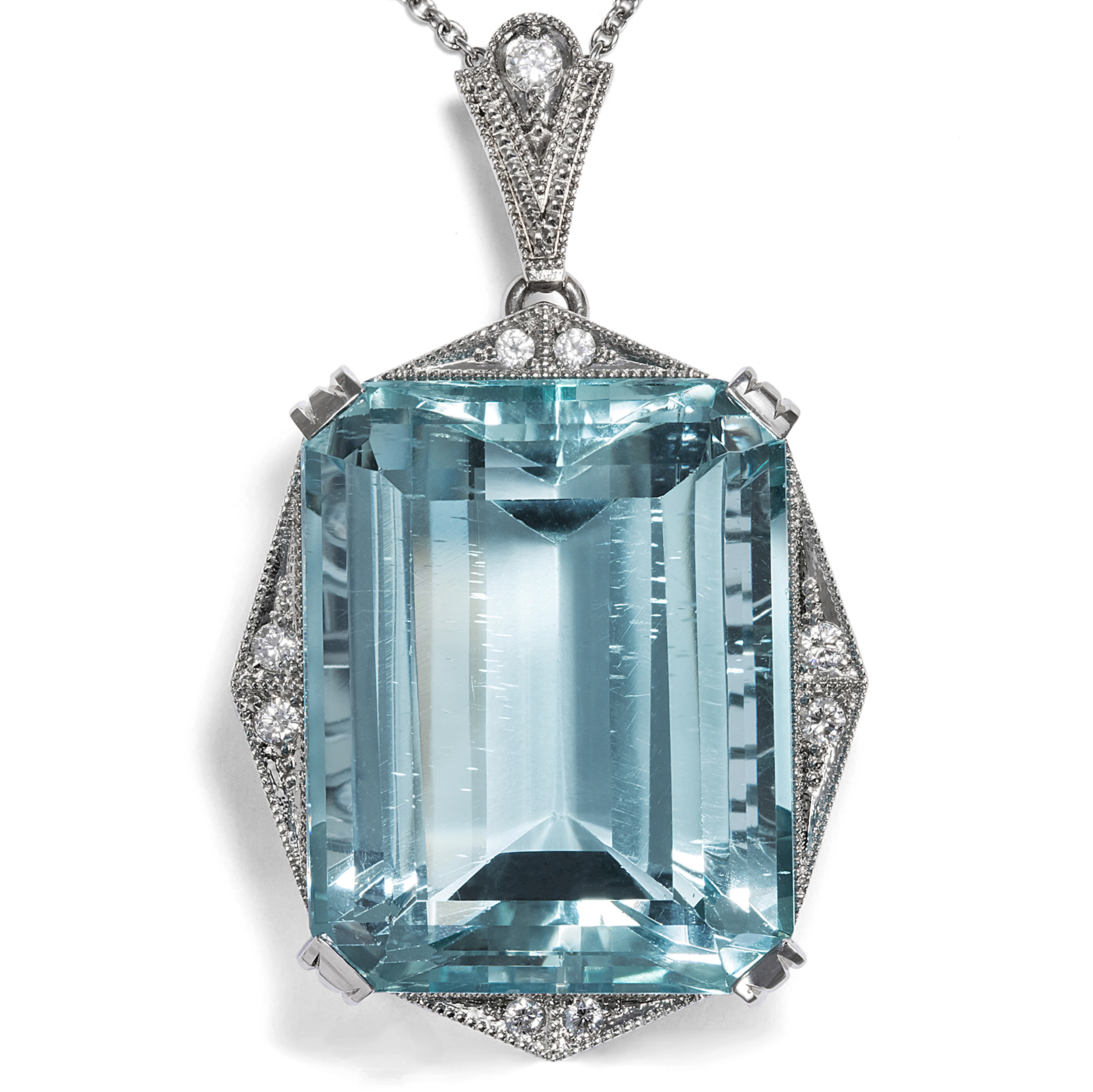 Unworn & Sustainable Aquamarine Pendant Made of Platinum & Diamonds