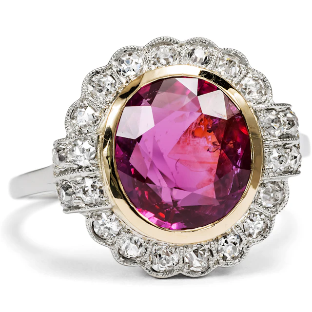 Precious Vintage Ring with Fine 4.72 ct Ruby & Diamonds, c. 1950