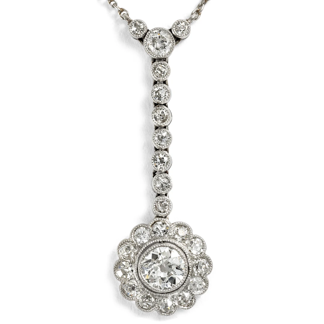 Enchanting Belle Époque Necklace with Diamonds in Platinum, c. 1910