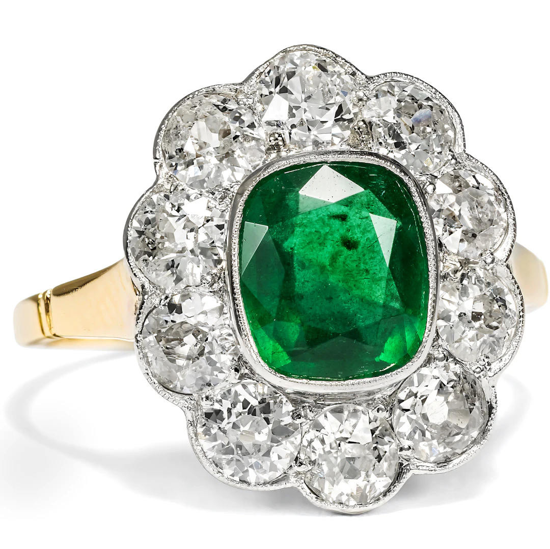 Classic Entourage Ring with Emerald and Diamonds, Circa 1915 and Later