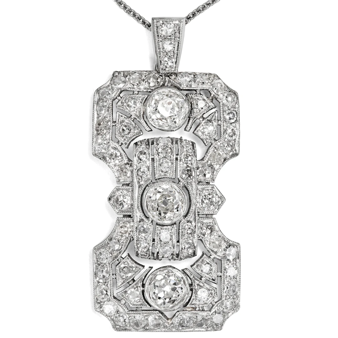 Fabulous Art Déco Pendant in Platinum & 3.00 ct Diamonds, Circa 1930