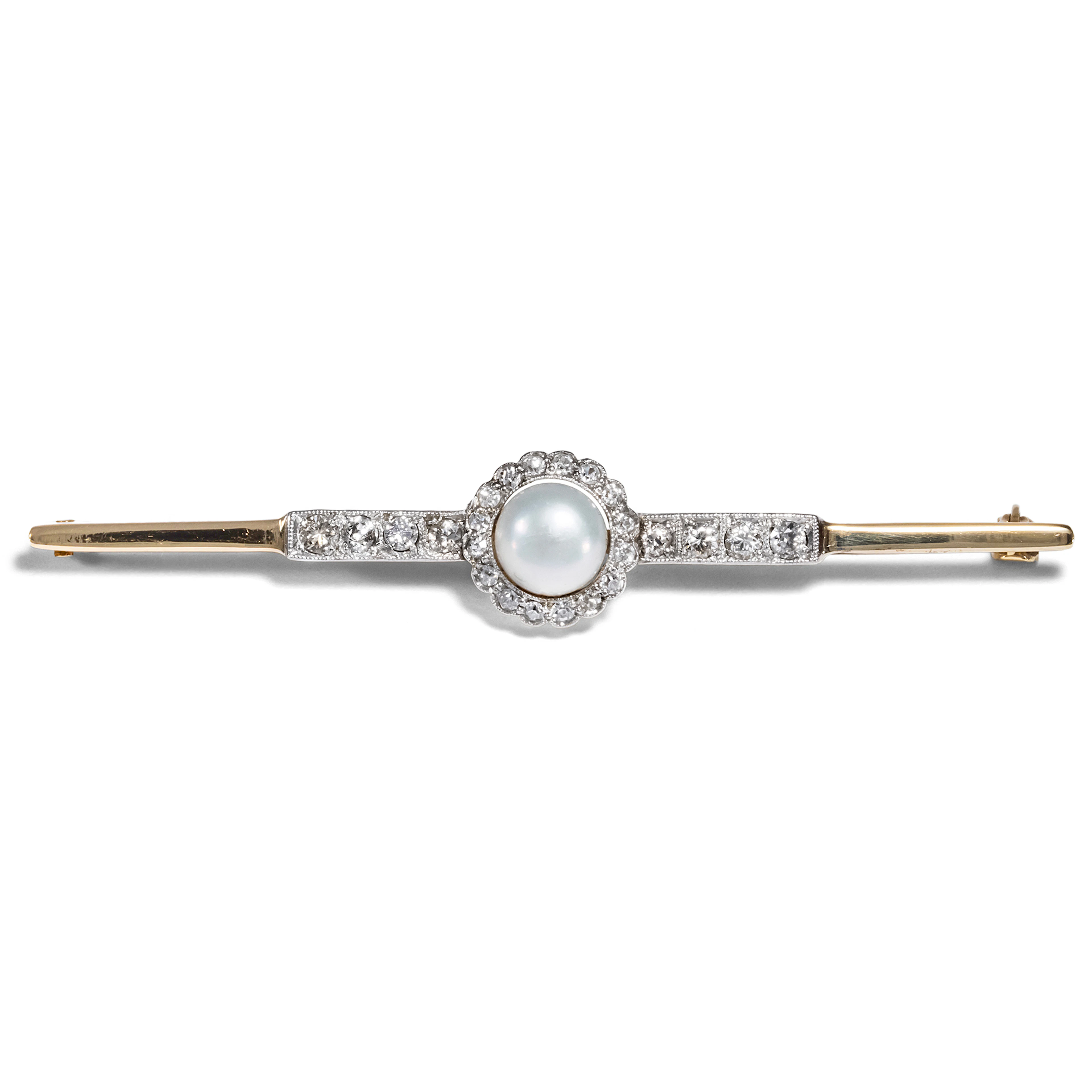 Elegant Bar Brooch With Natural Pearl & Diamonds in Gold & Platinum, c. 1925